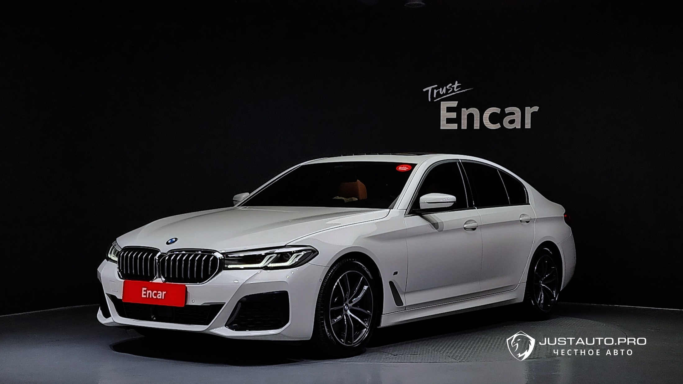 Автомобиль BMW 5-Series
