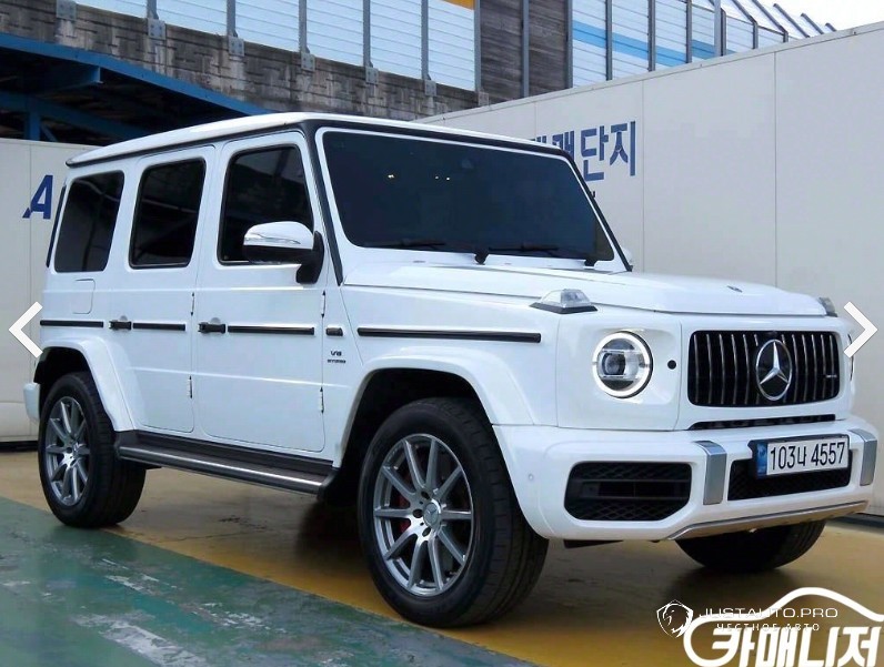 Автомобиль Mercedes-Benz G-Class