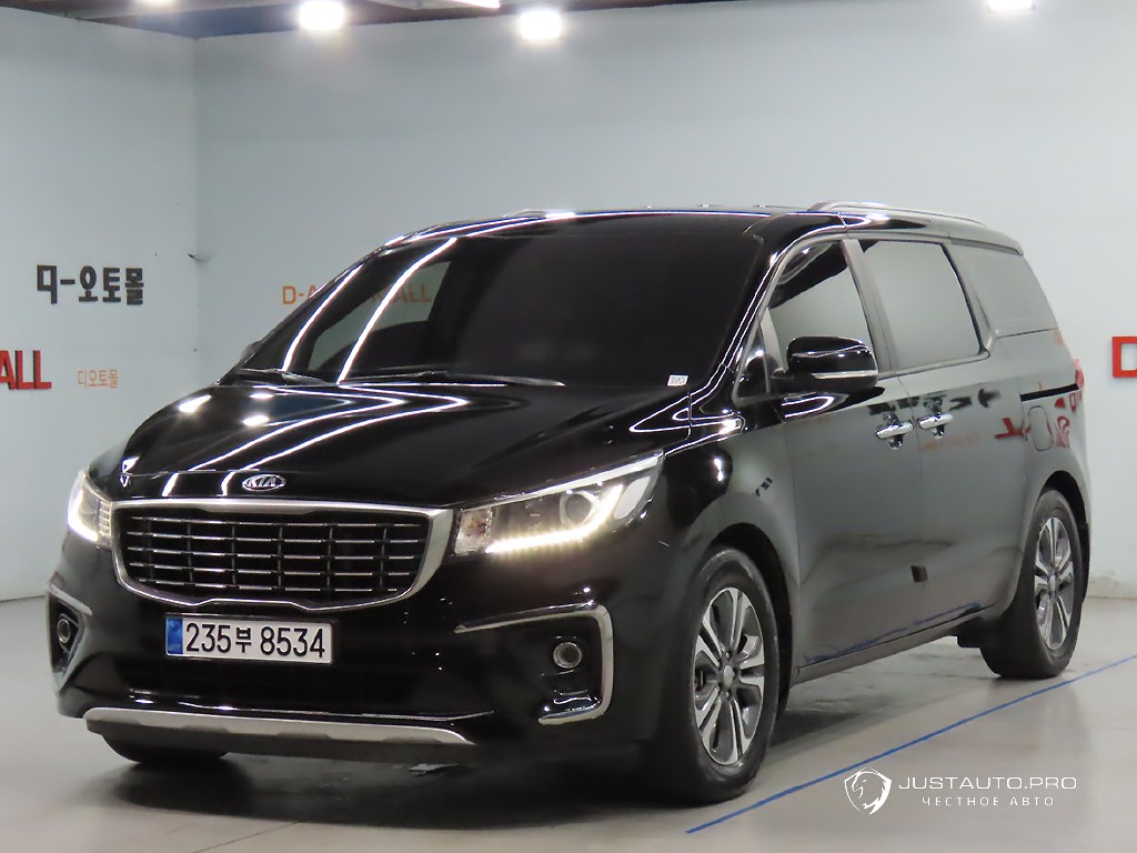 Автомобиль Kia Canival