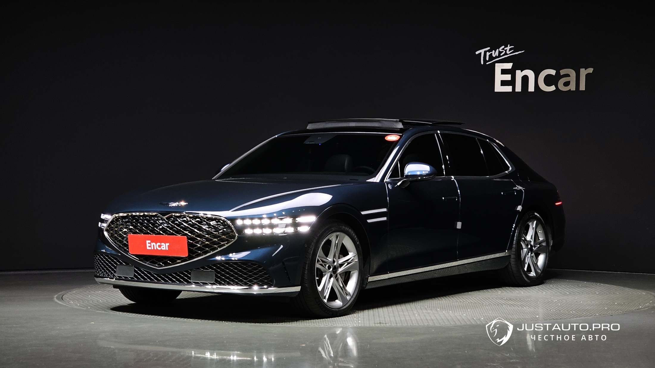 Автомобиль Genesis G90