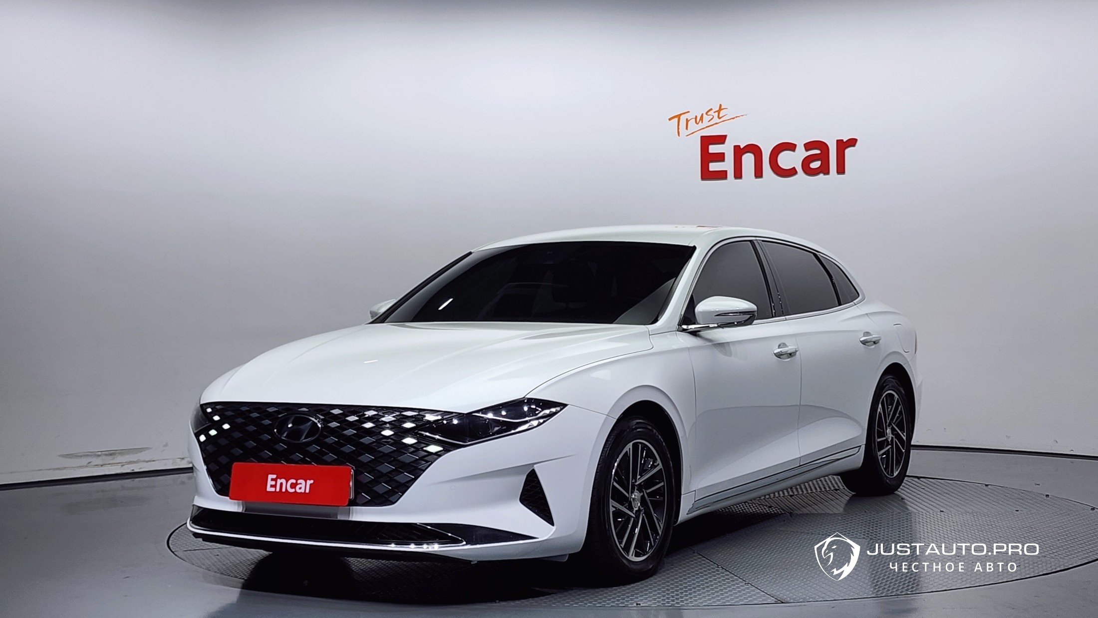 Автомобиль Hyundai Grandeur