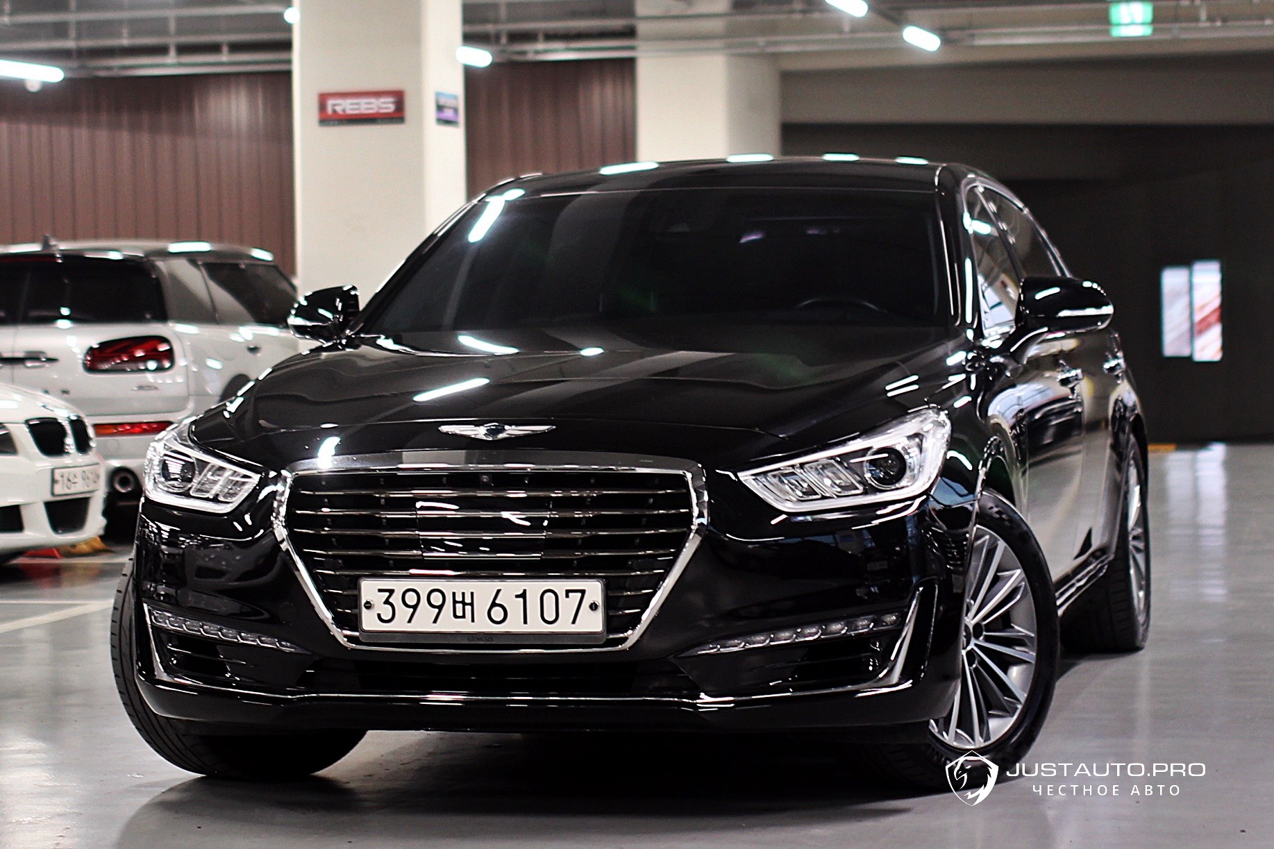Автомобиль Genesis EQ900