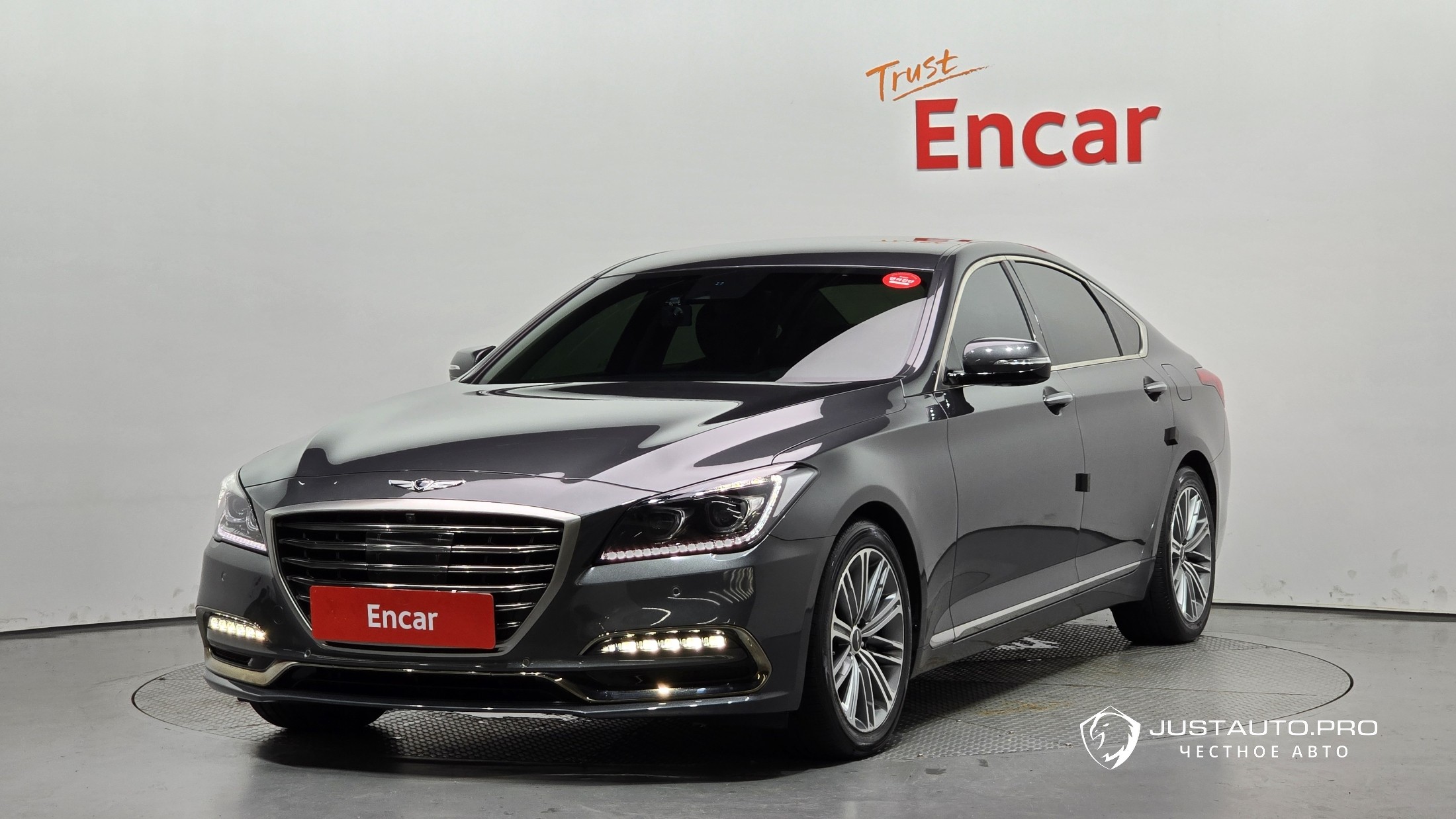 Автомобиль Genesis G80