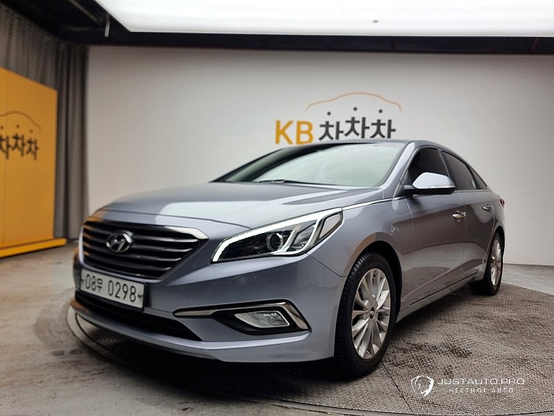 Автомобиль Hyundai Sonata