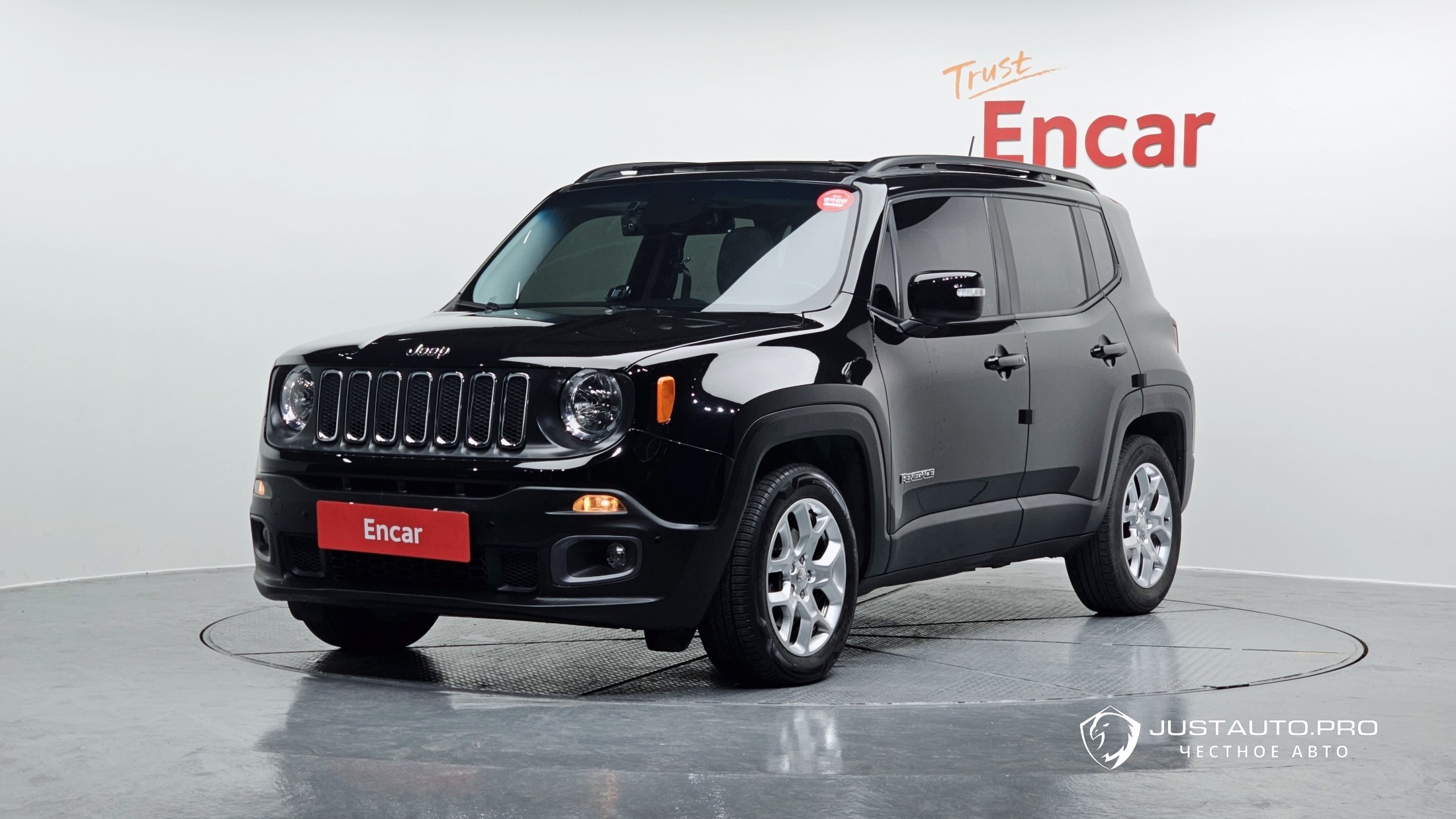 Автомобиль Jeep Renegade