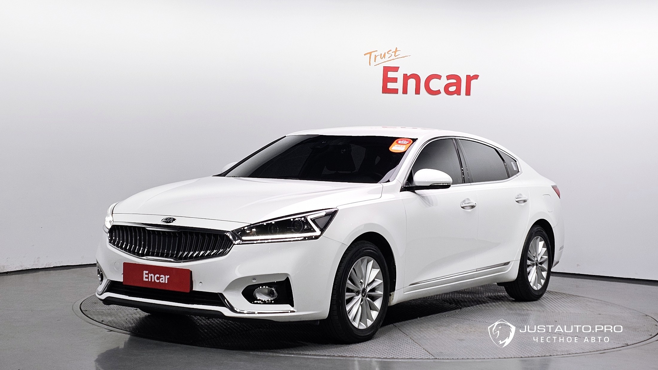 Автомобиль Kia K7