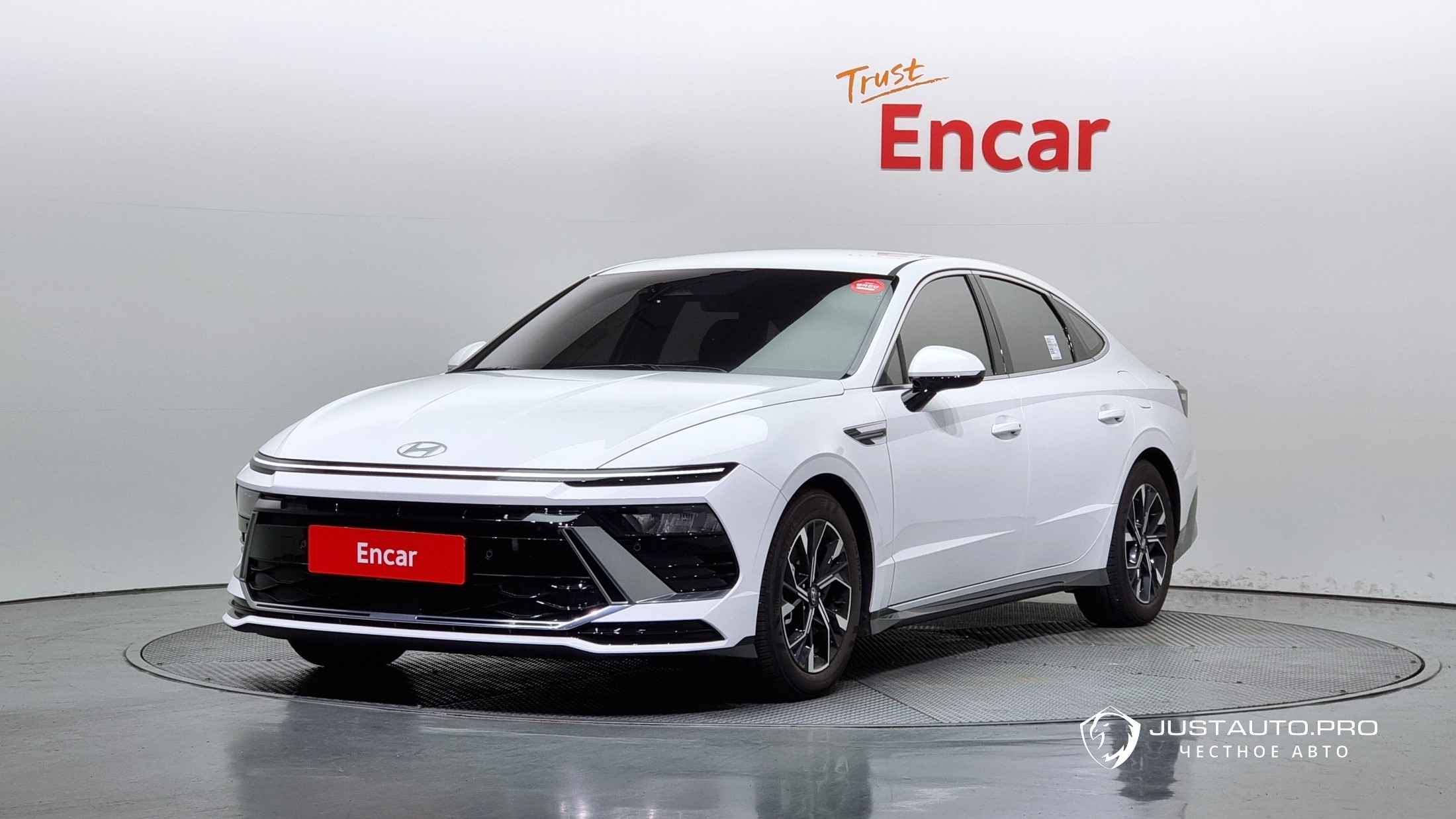 Автомобиль Hyundai Sonata