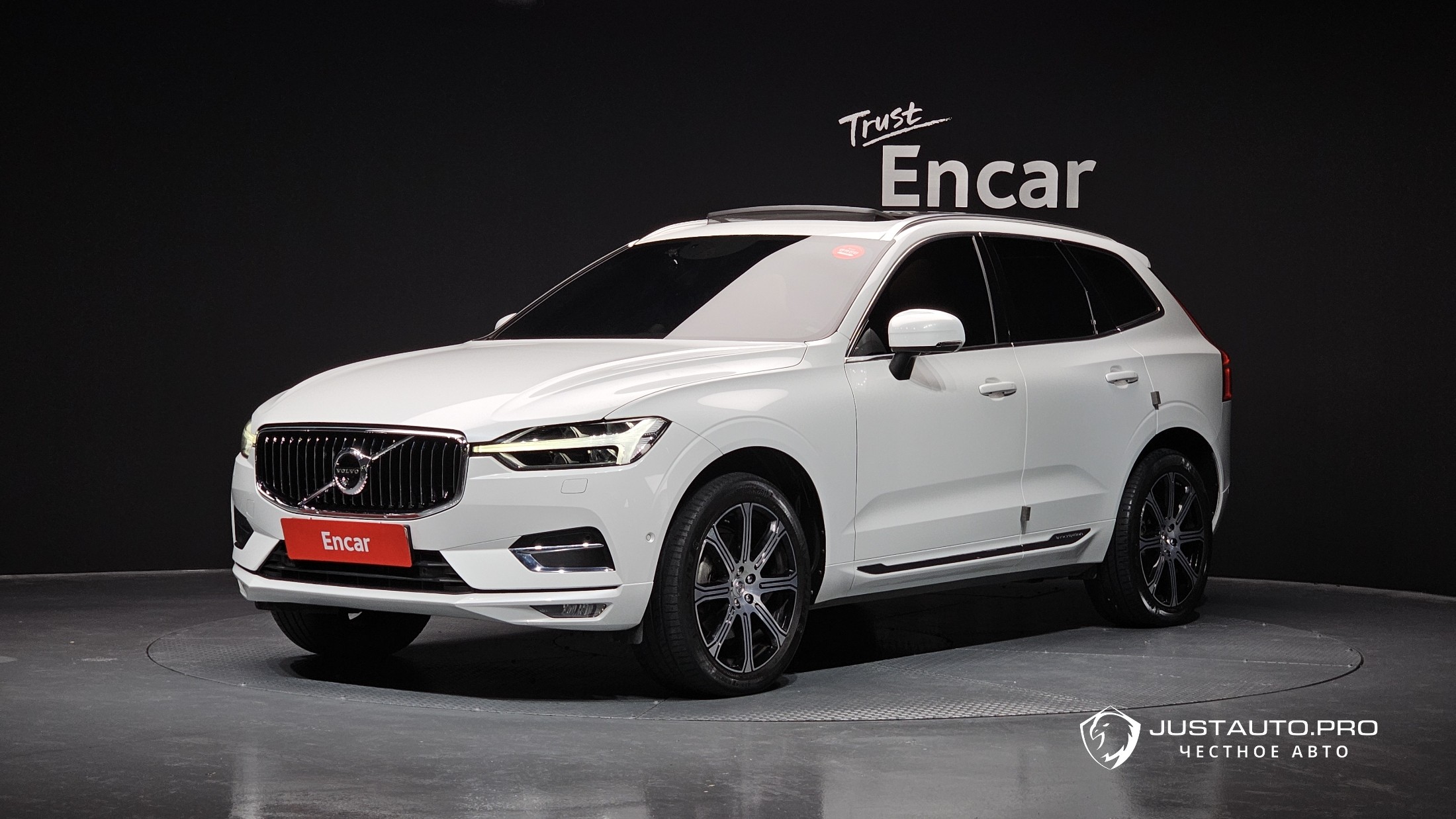 Автомобиль Volvo XC60