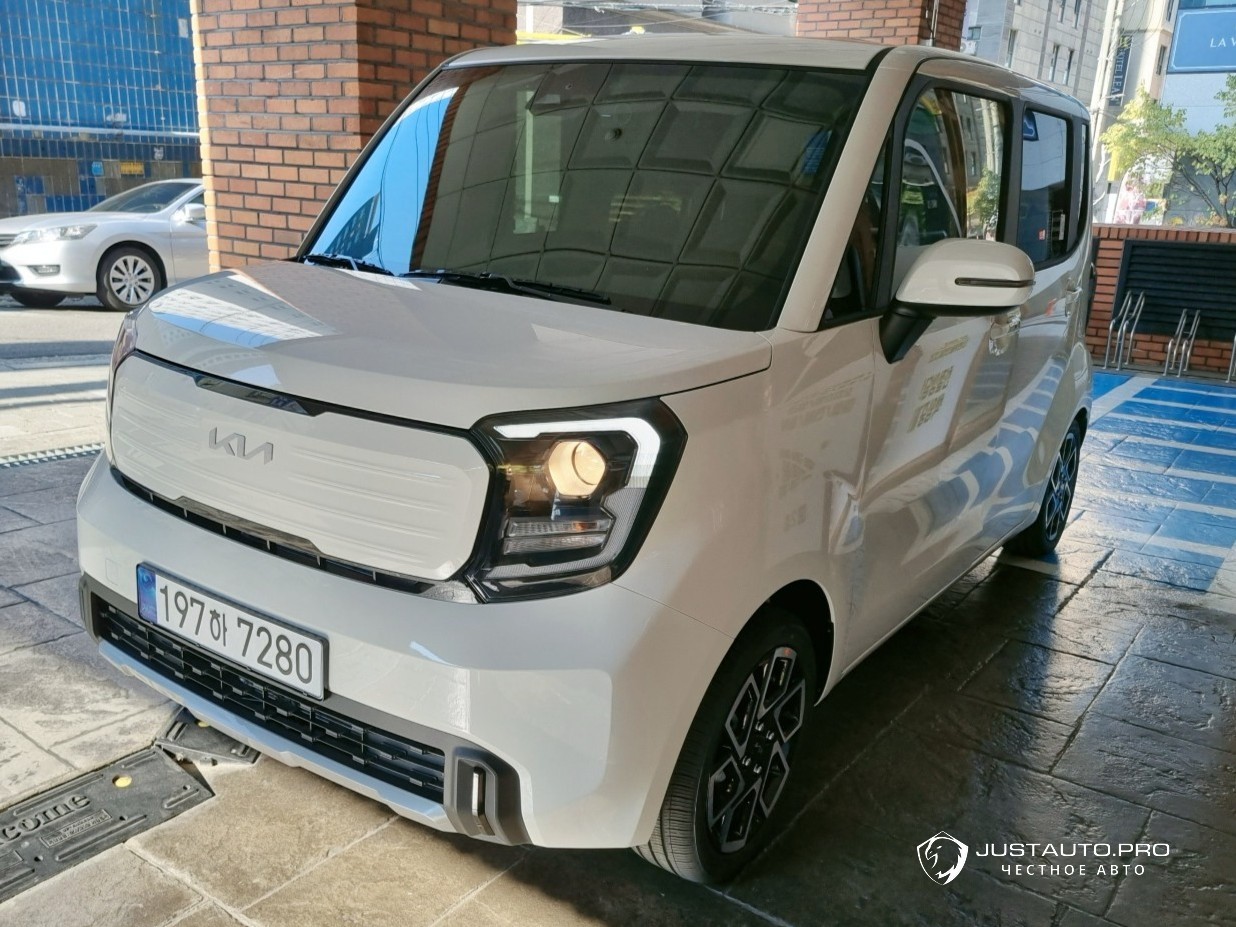 Автомобиль Kia RAY