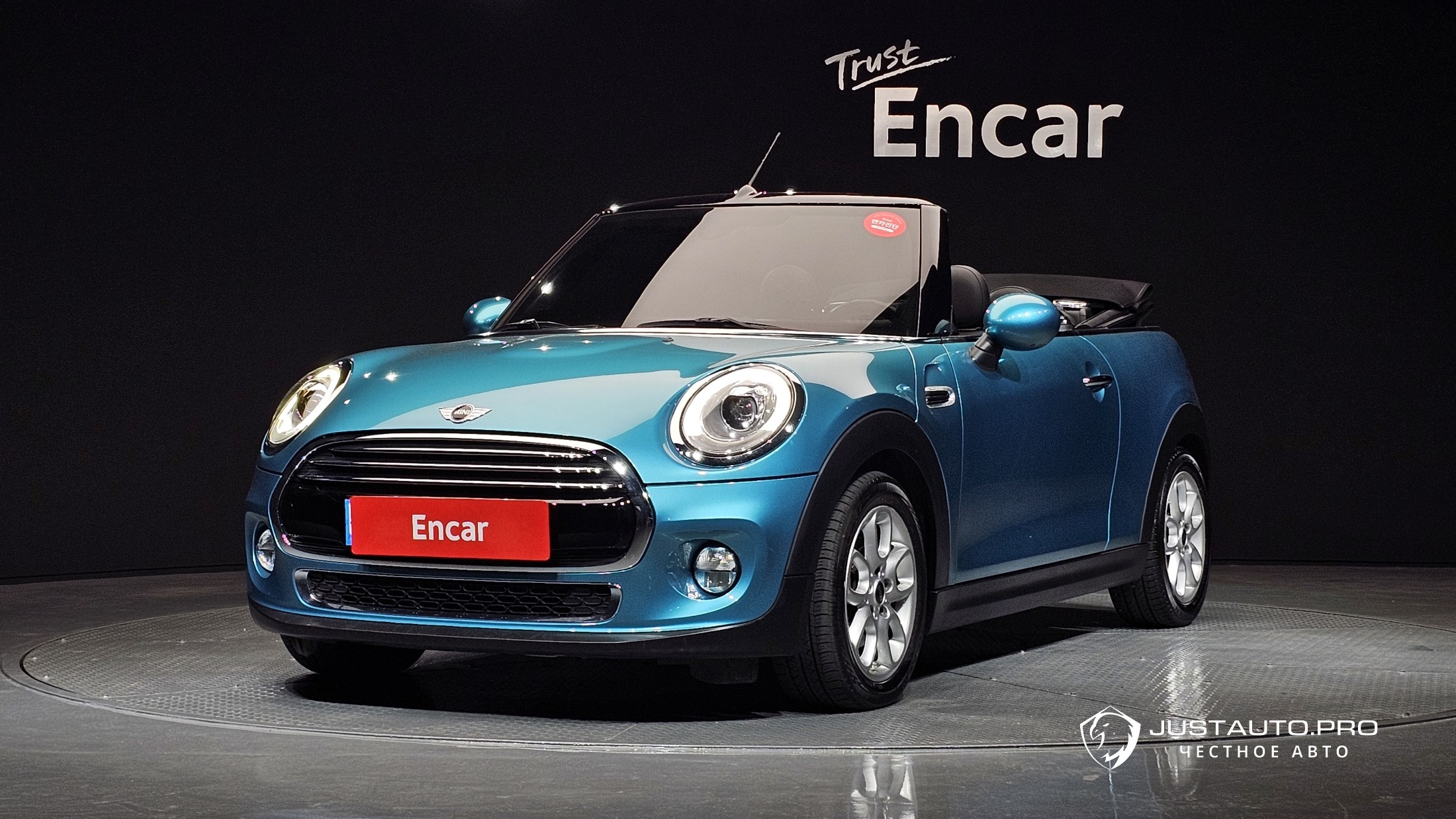Автомобиль Mini Cooper Convertible