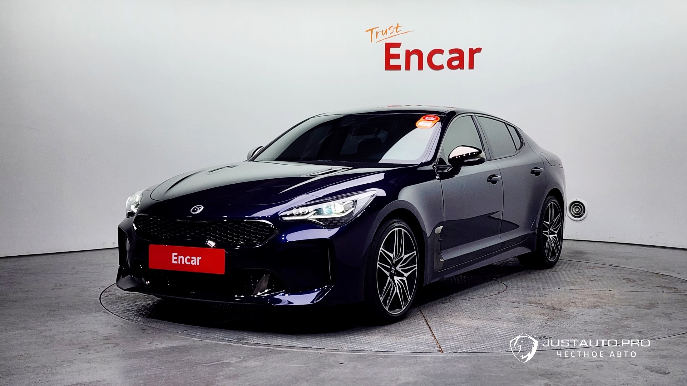 Автомобиль Kia Stinger