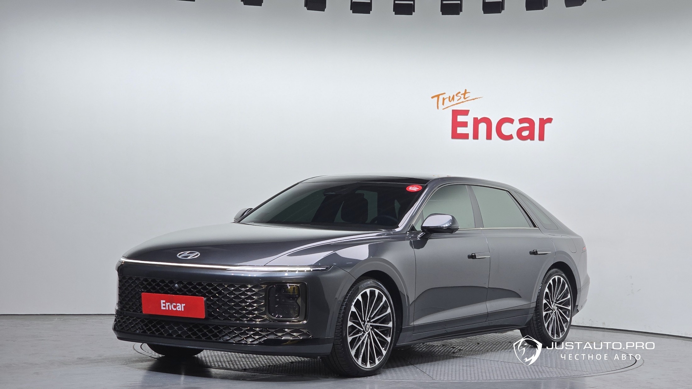 Автомобиль Hyundai Grandeur