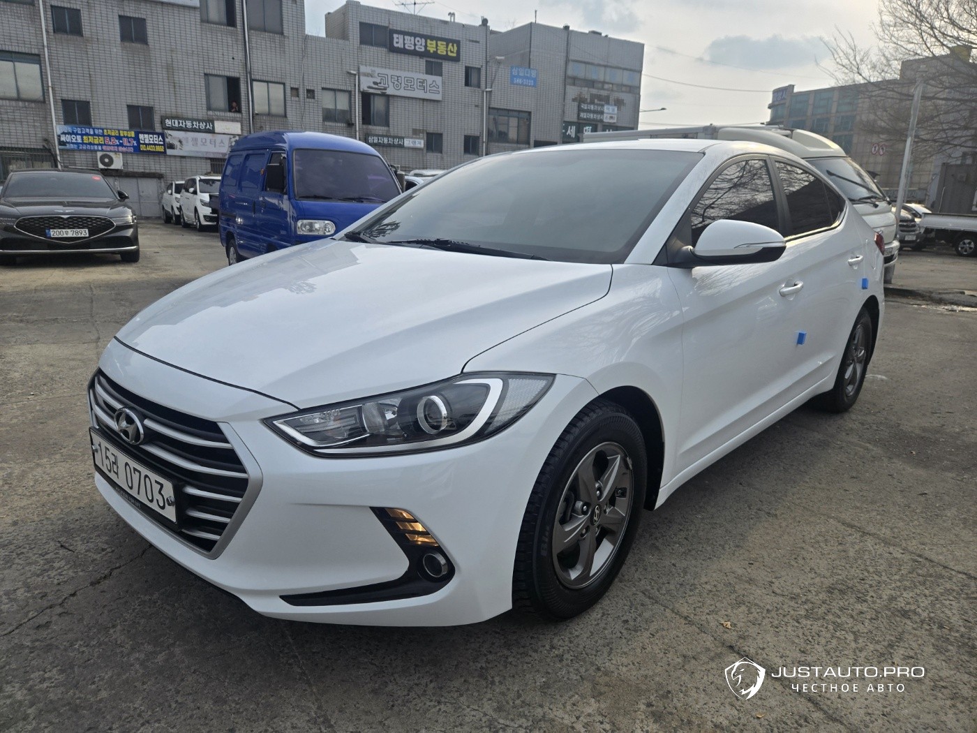 Автомобиль Hyundai AVANTE