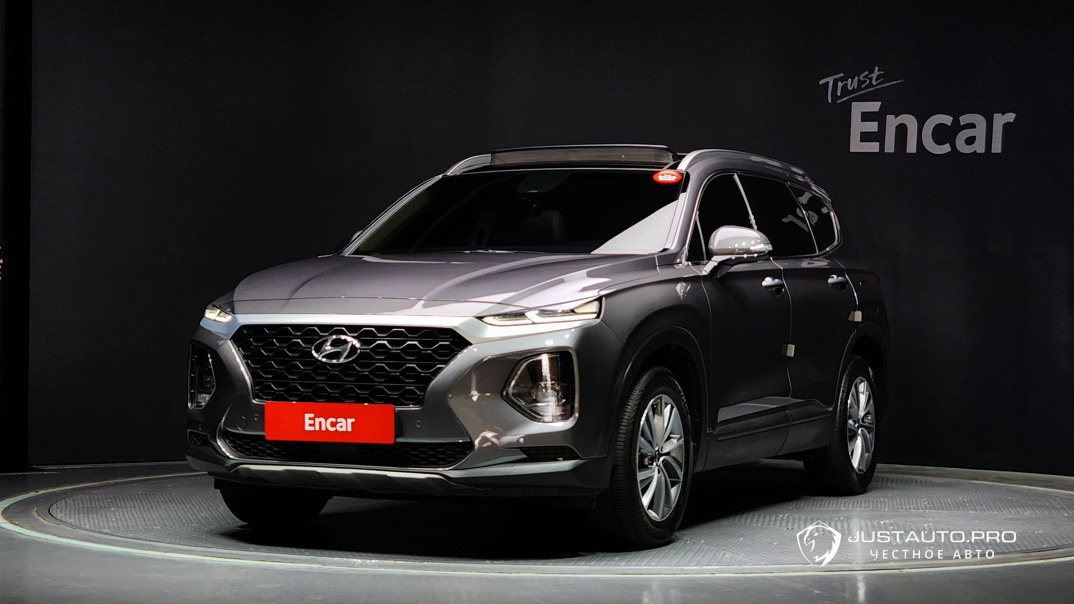 Автомобиль Hyundai Santafe