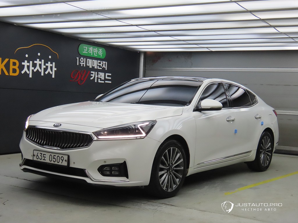 Автомобиль Kia K7