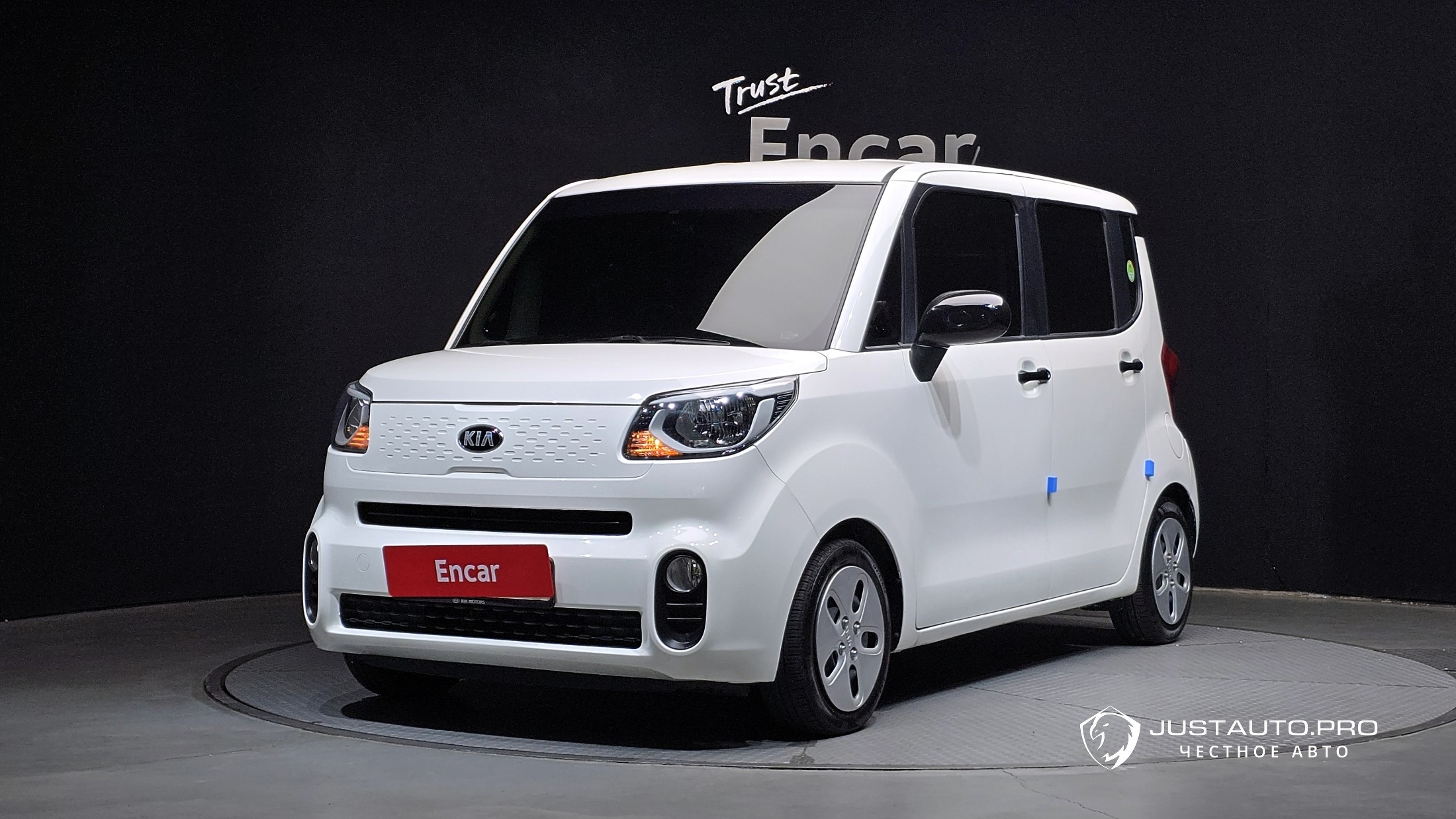 Автомобиль Kia RAY