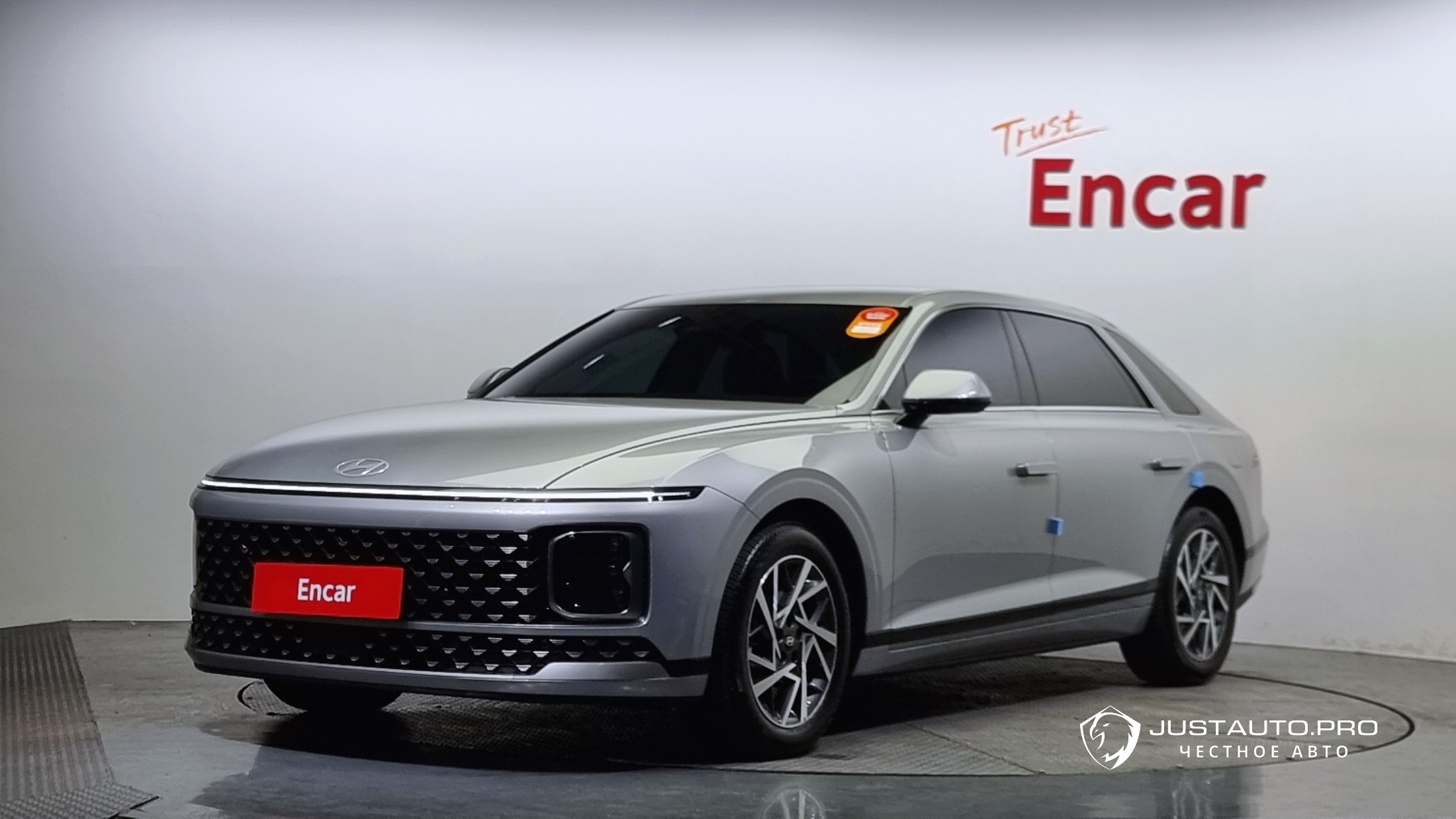 Автомобиль Hyundai Grandeur