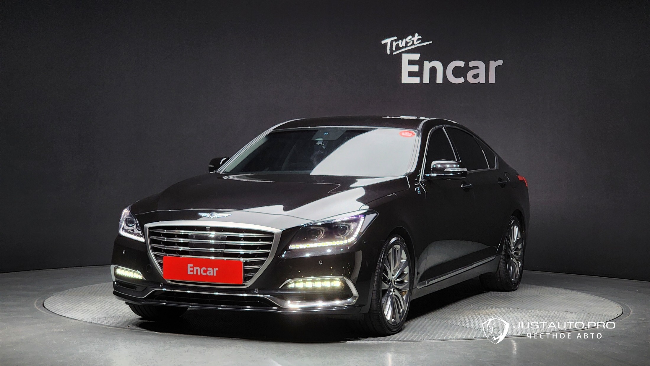 Автомобиль Genesis G80