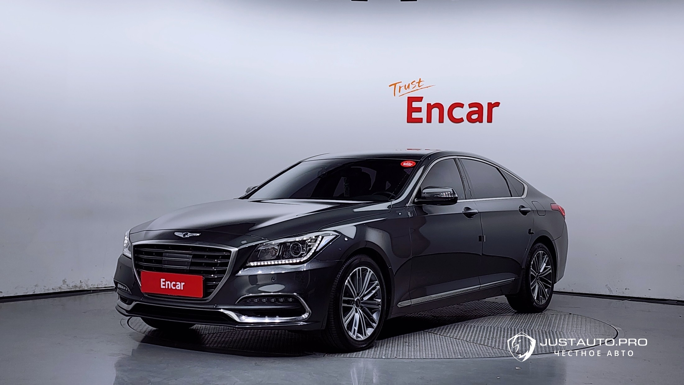 Автомобиль Genesis G80