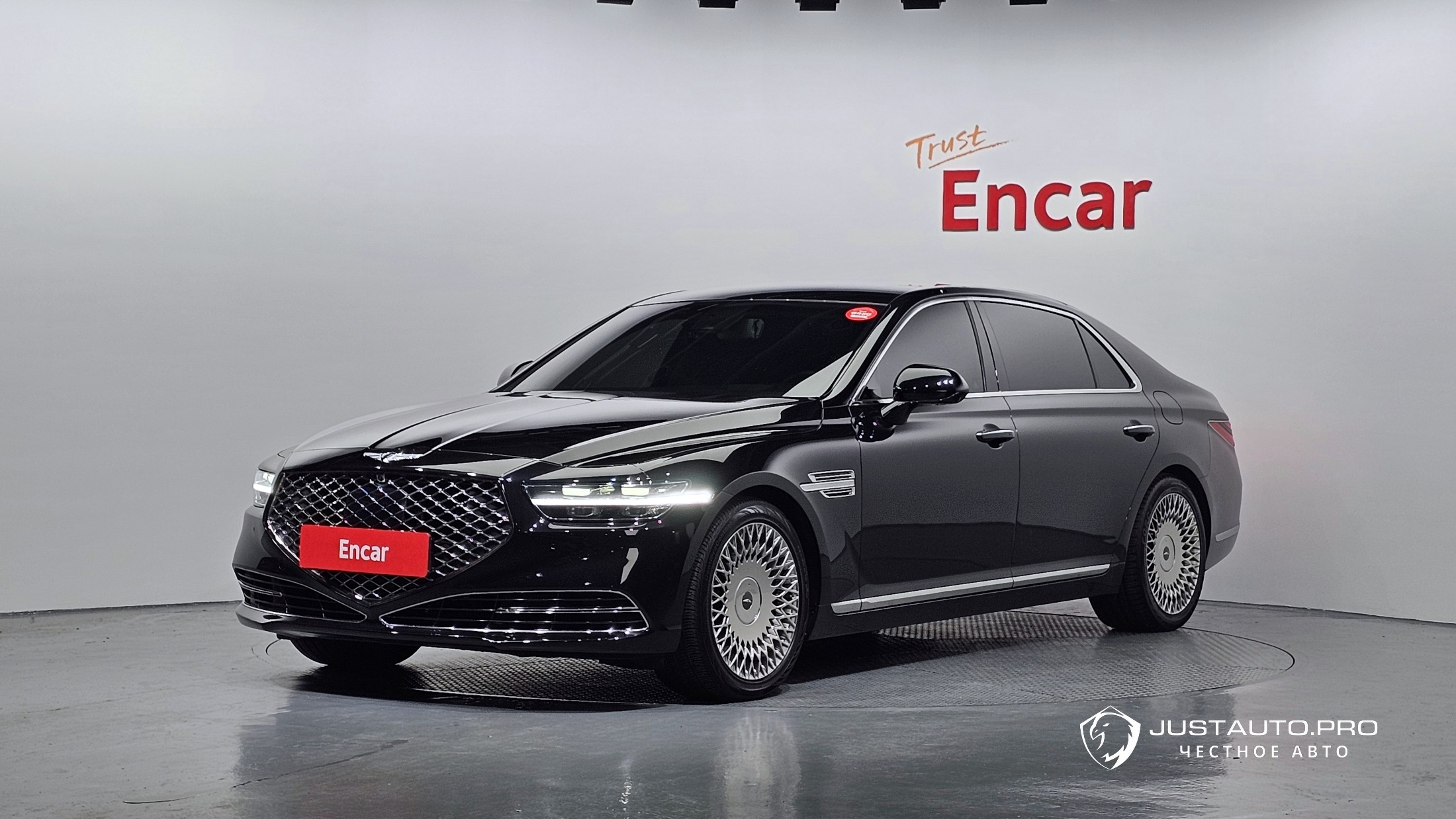 Автомобиль Genesis G90