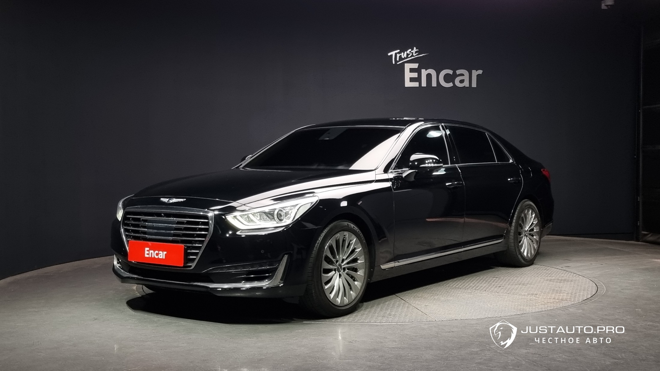 Автомобиль Genesis EQ900