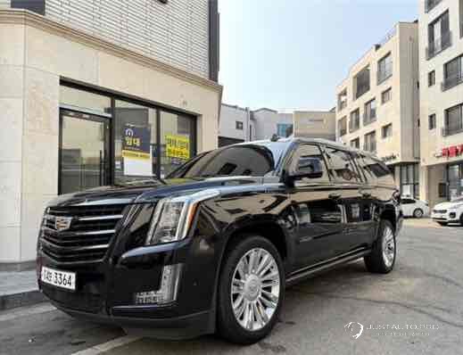 Автомобиль Cadillac Escalade