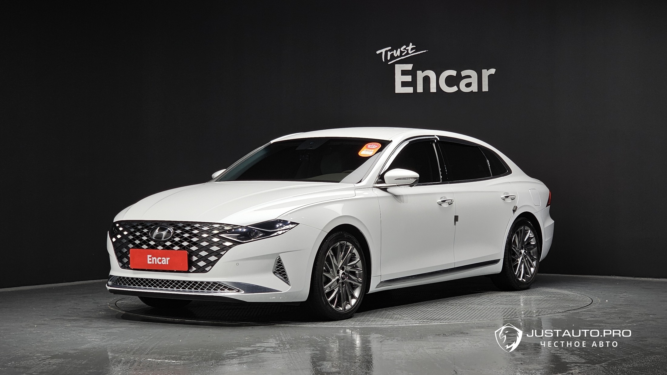 Автомобиль Hyundai Grandeur