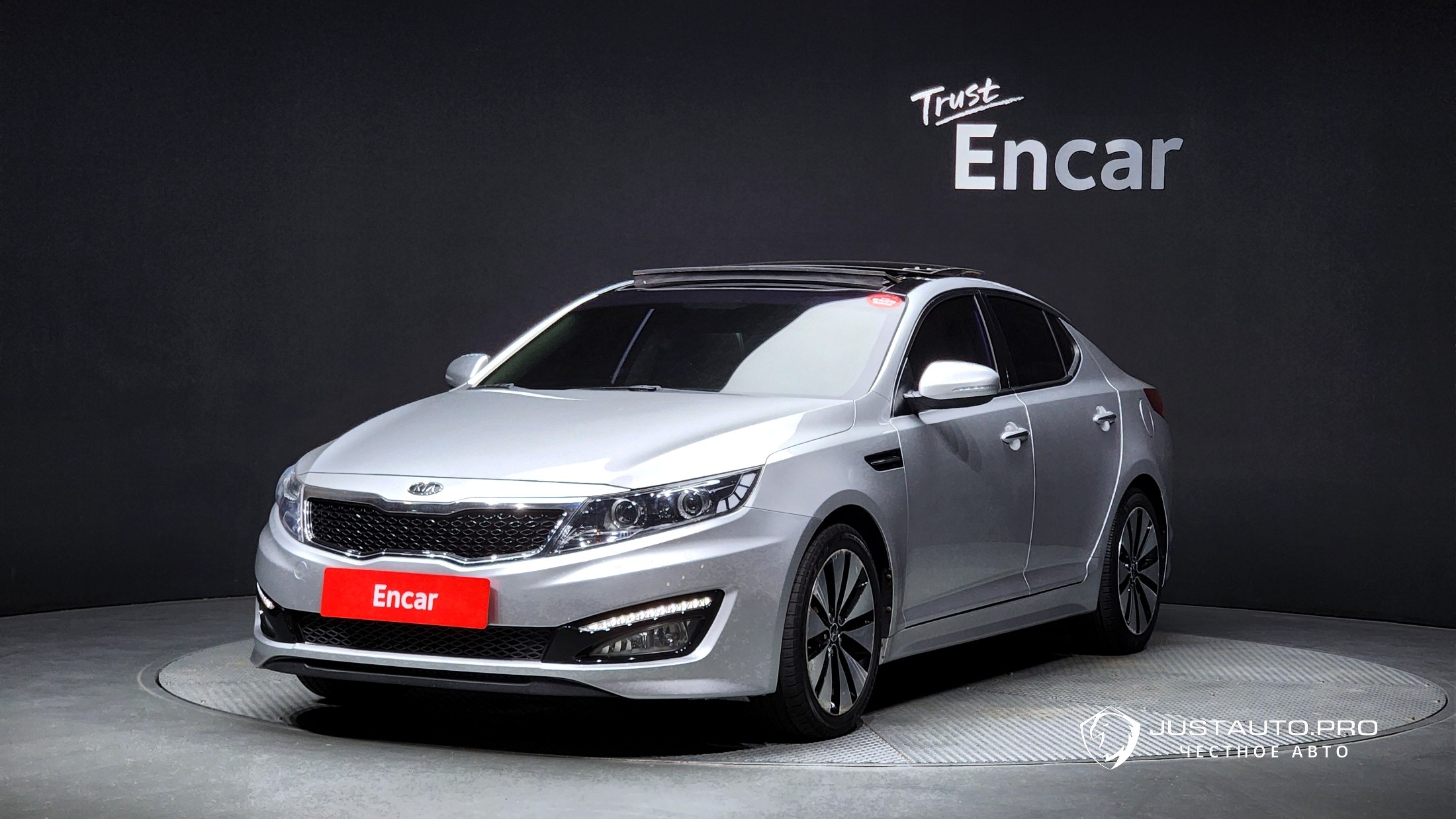 Автомобиль Kia K5