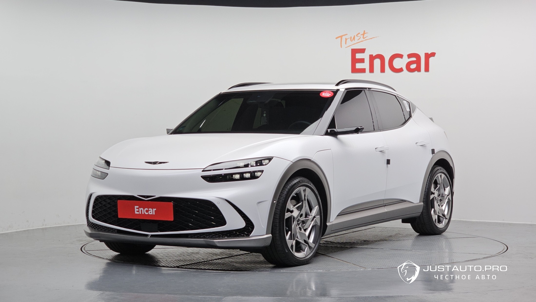 Автомобиль Genesis GV60