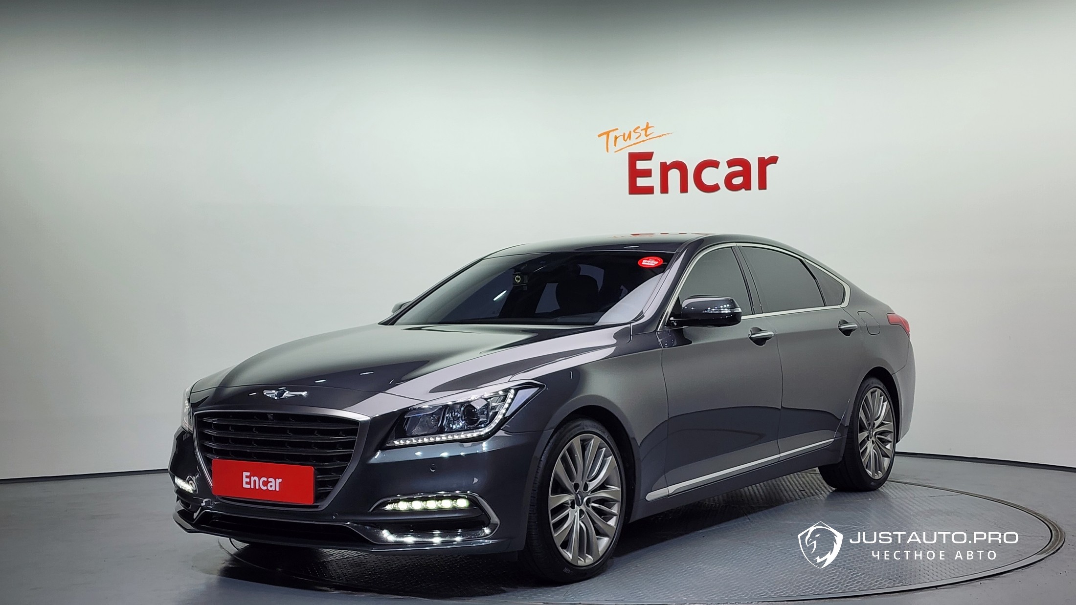 Автомобиль Genesis G80