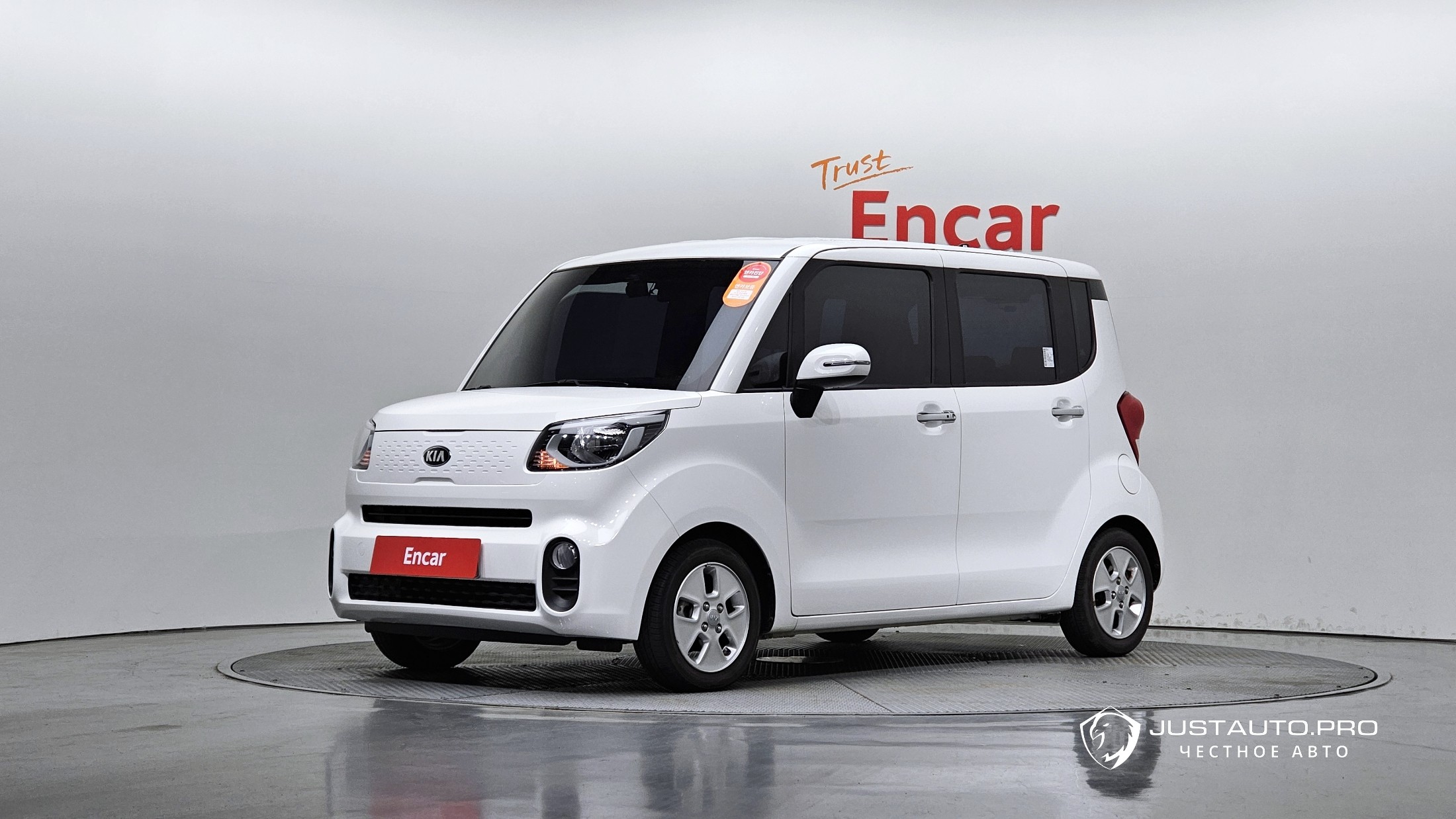 Автомобиль Kia RAY