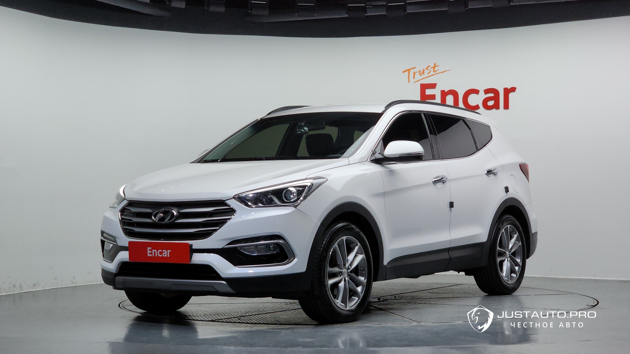 Автомобиль Hyundai Santafe
