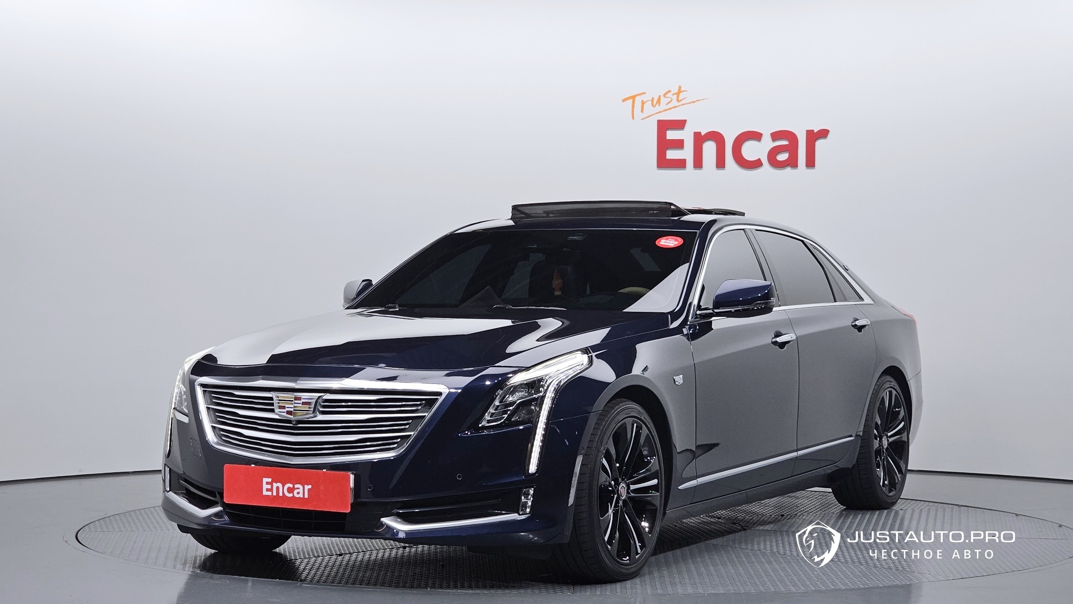Автомобиль Cadillac CT6