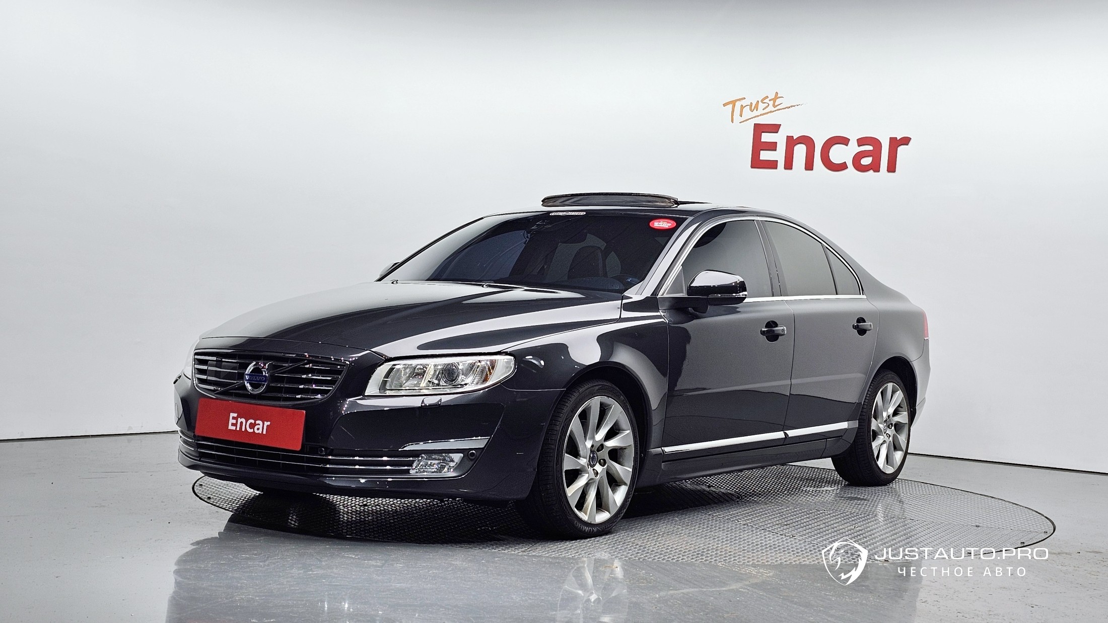 Автомобиль Volvo S80