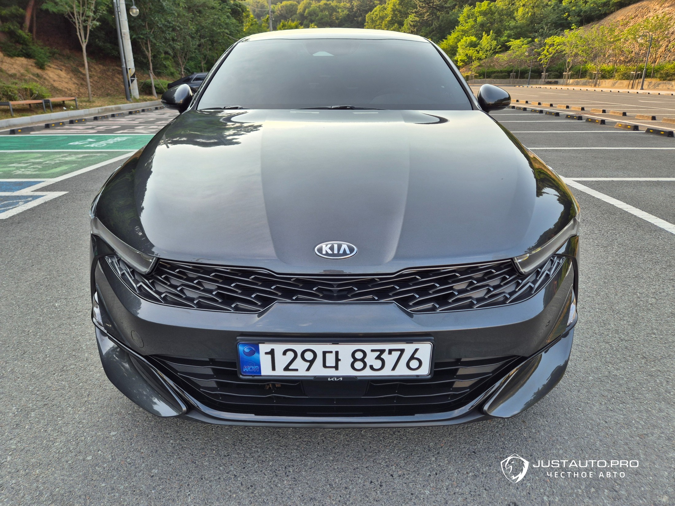 Автомобиль Kia K5