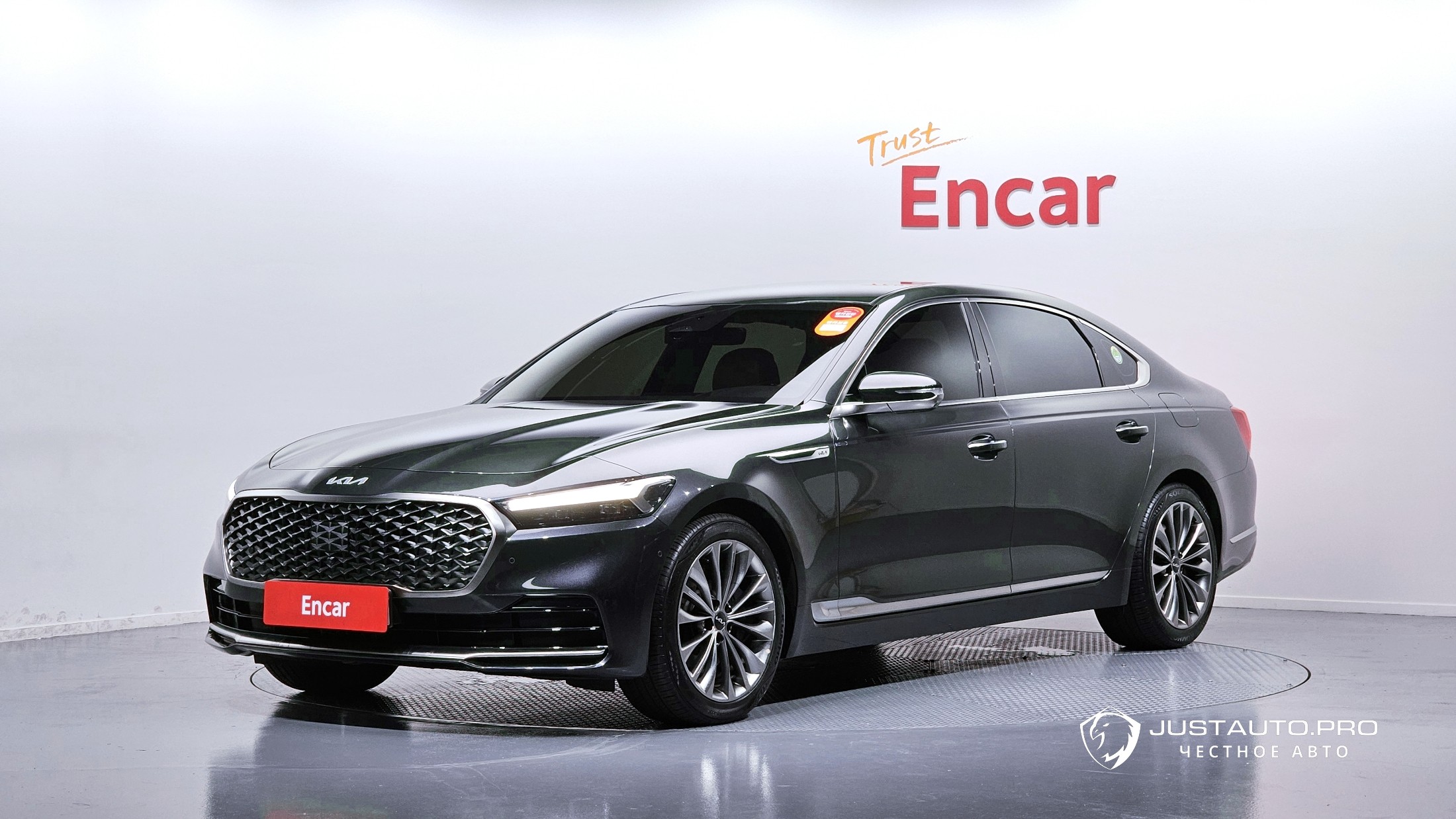Автомобиль Kia K9