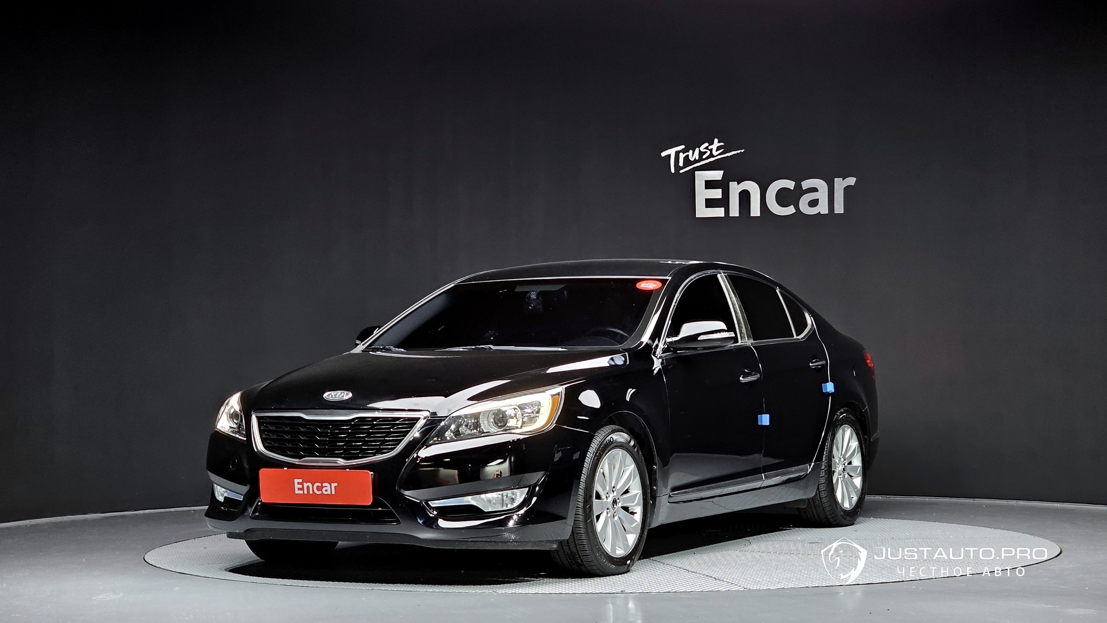 Автомобиль Kia K7