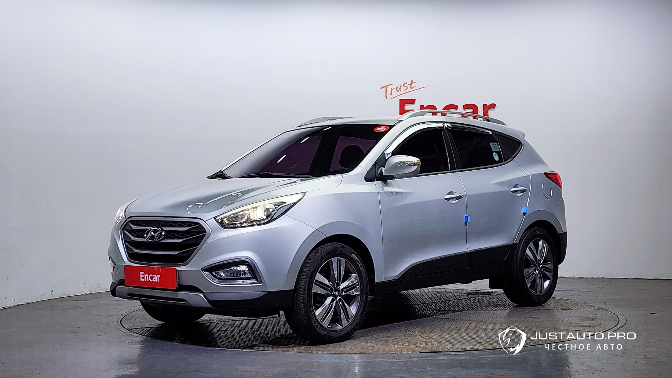Автомобиль Hyundai Tucson