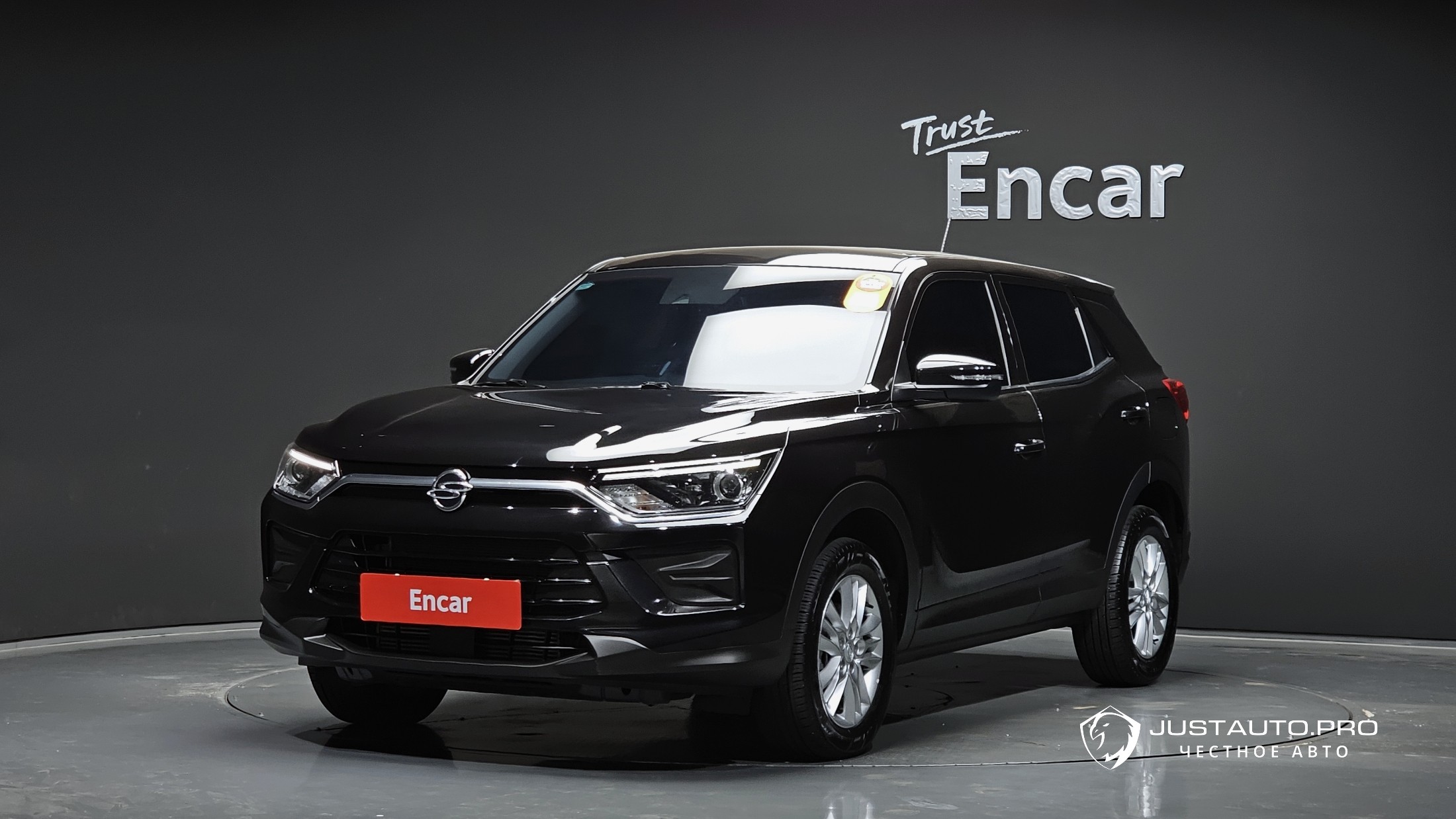 Автомобиль KG_Mobility_Ssangyong KORANDO