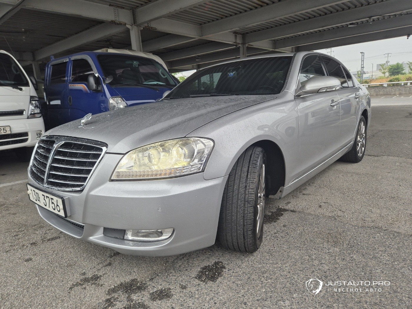 Автомобиль KG_Mobility_Ssangyong Chairman