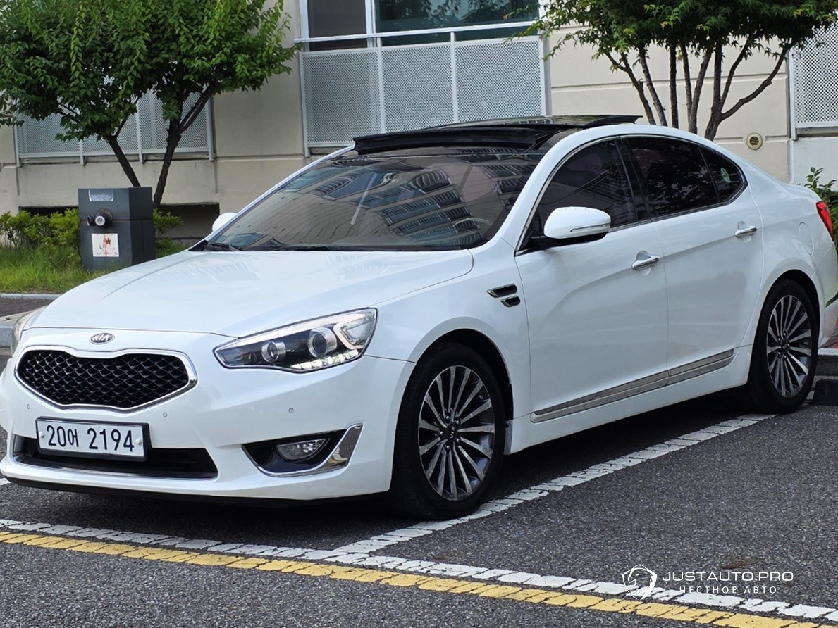 Автомобиль Kia K7