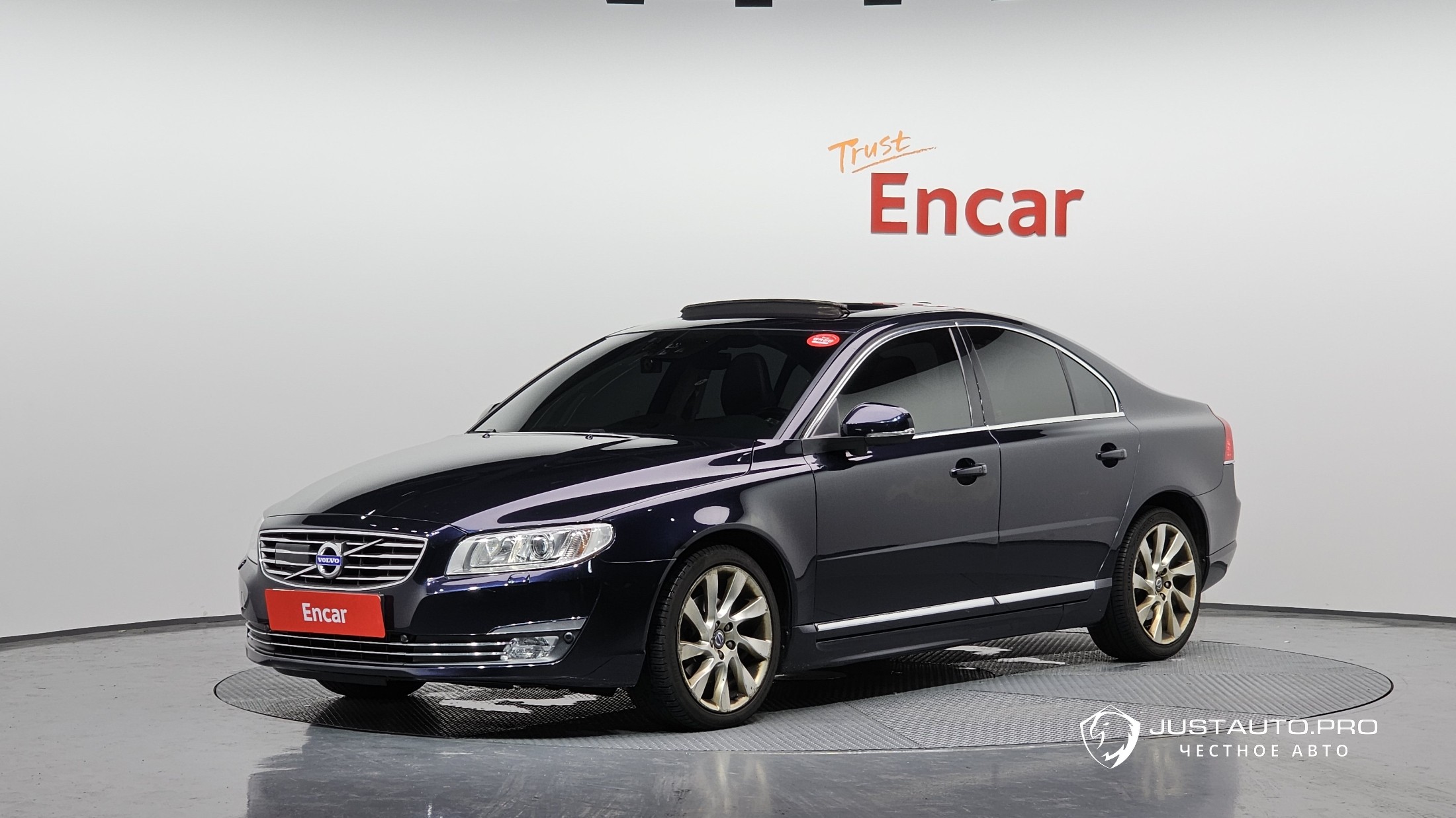 Автомобиль Volvo S80