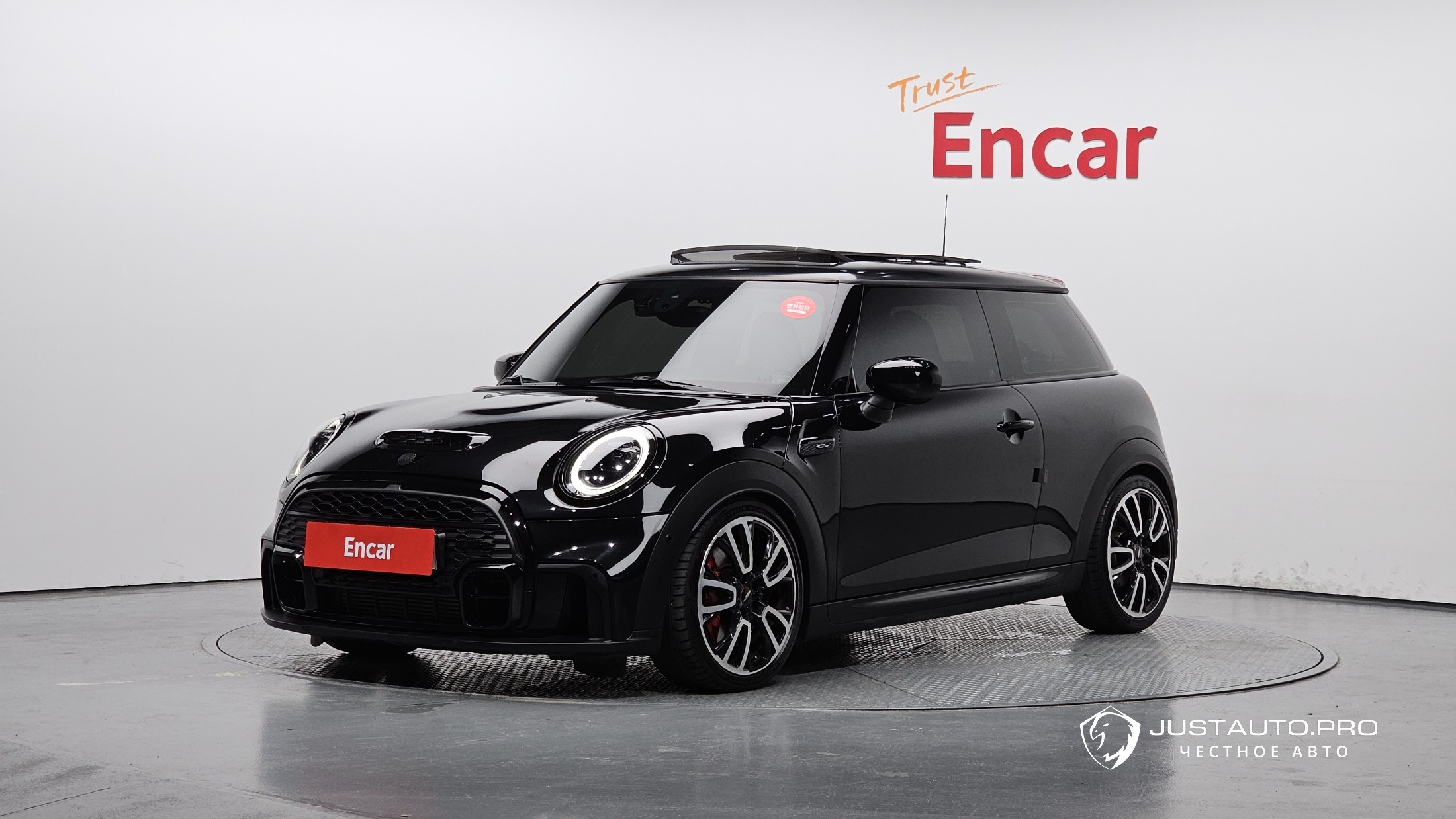 Автомобиль Mini Cooper