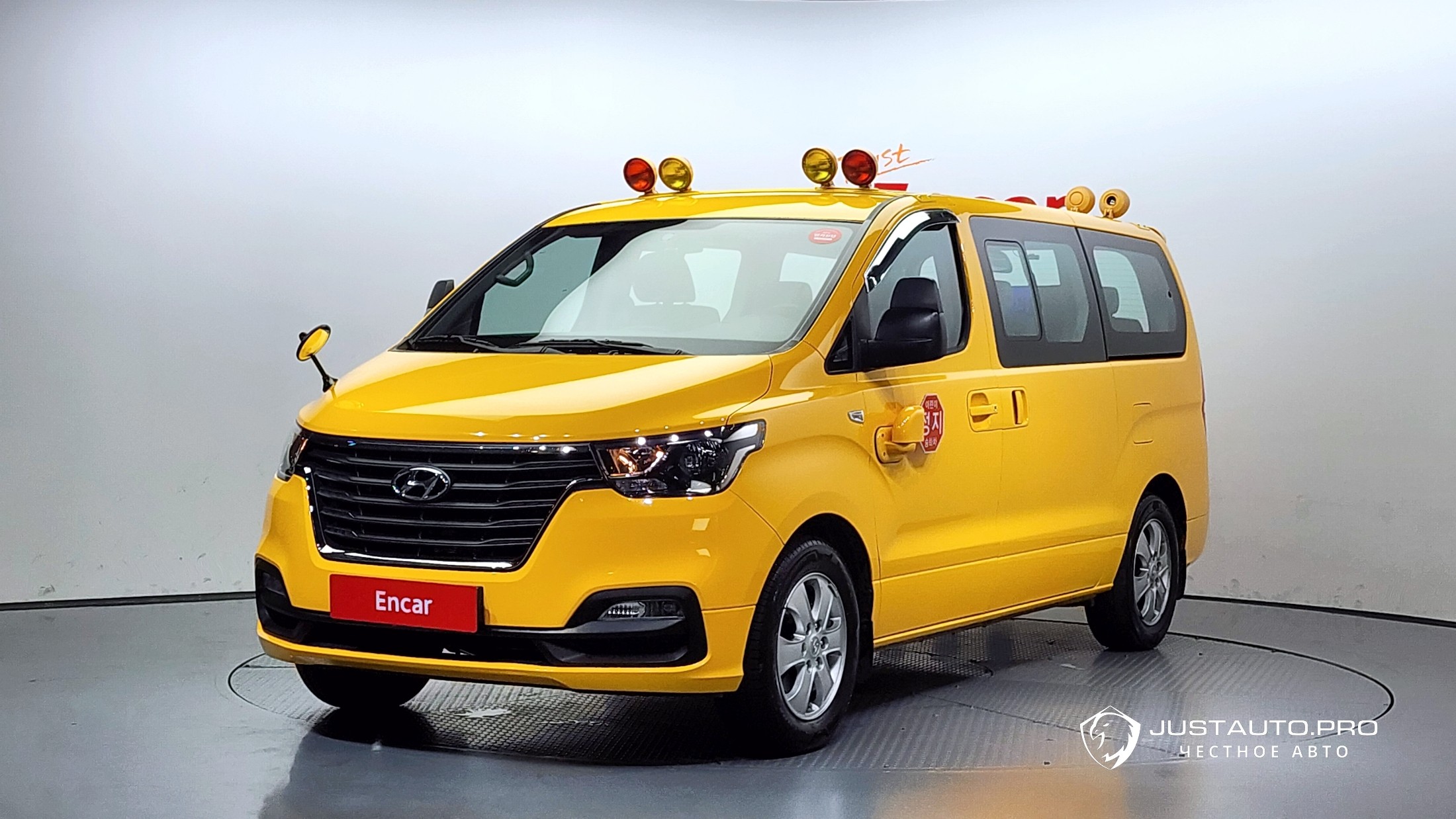 Автомобиль Hyundai Starex