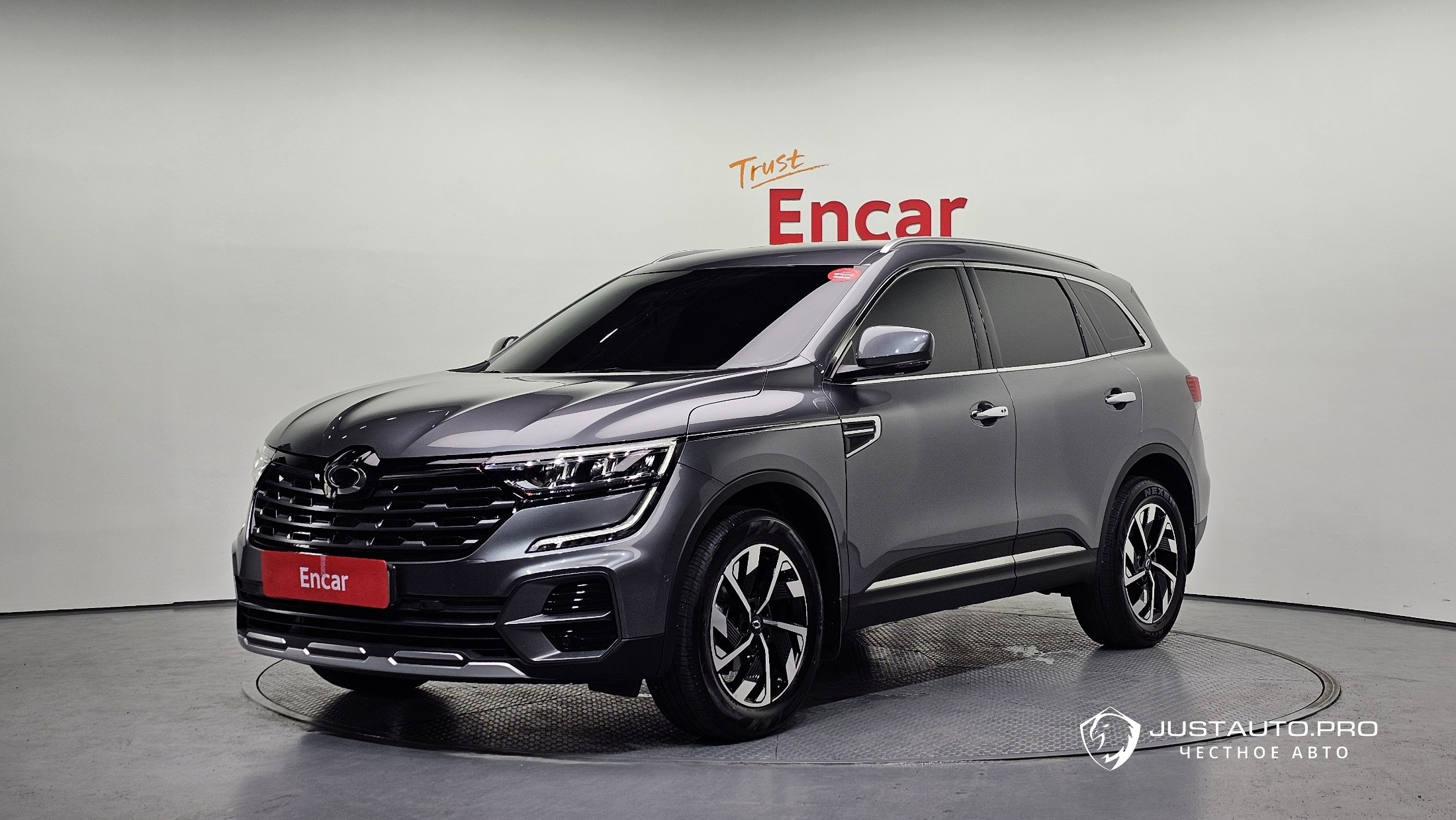 Автомобиль Renault-KoreaSamsung QM6
