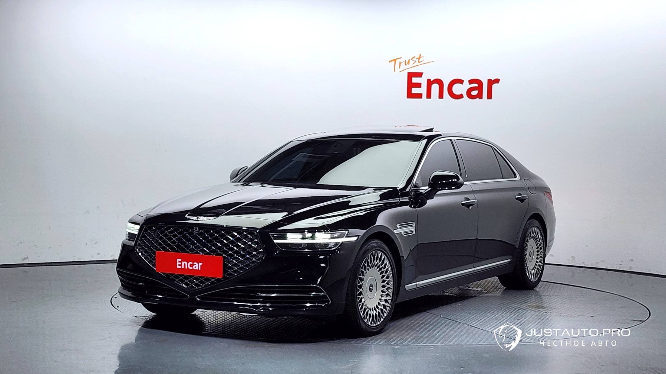 Автомобиль Genesis G90