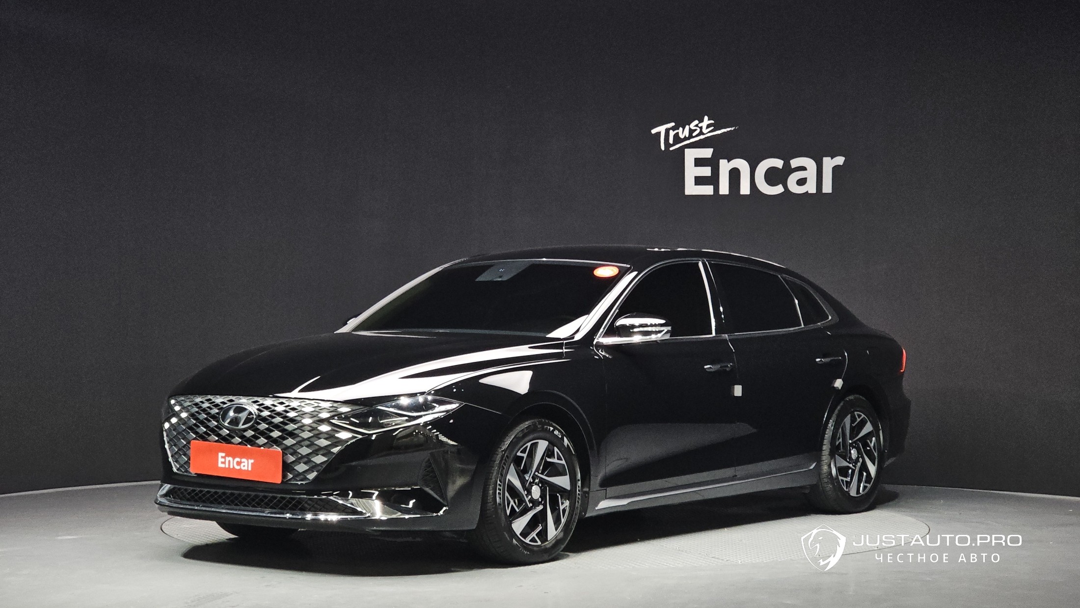Автомобиль Hyundai Grandeur