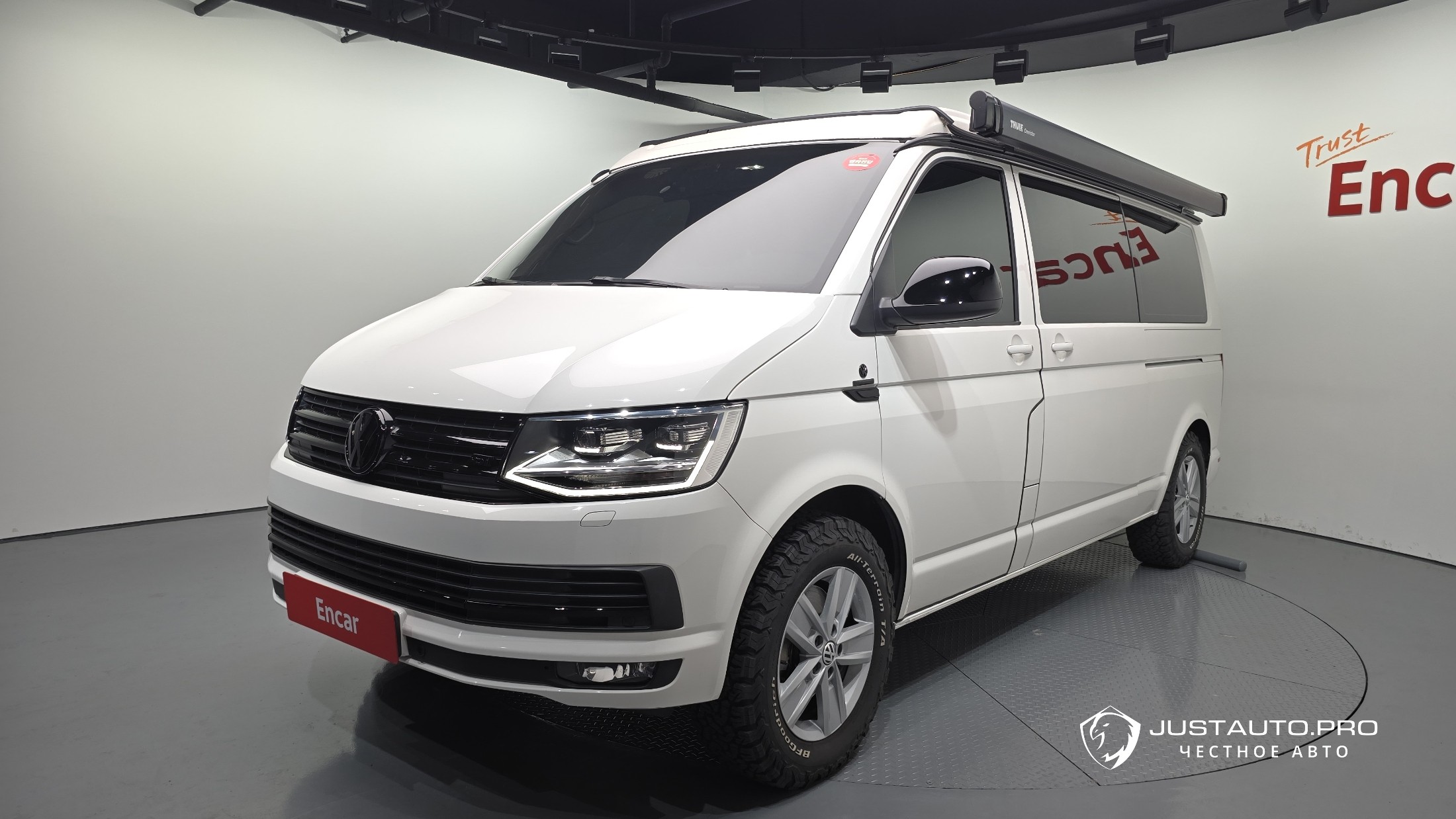 Автомобиль Volkswagen Multivan