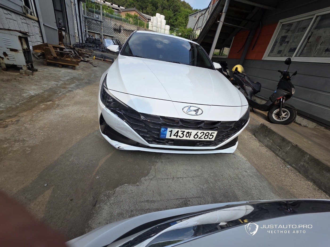 Автомобиль Hyundai AVANTE