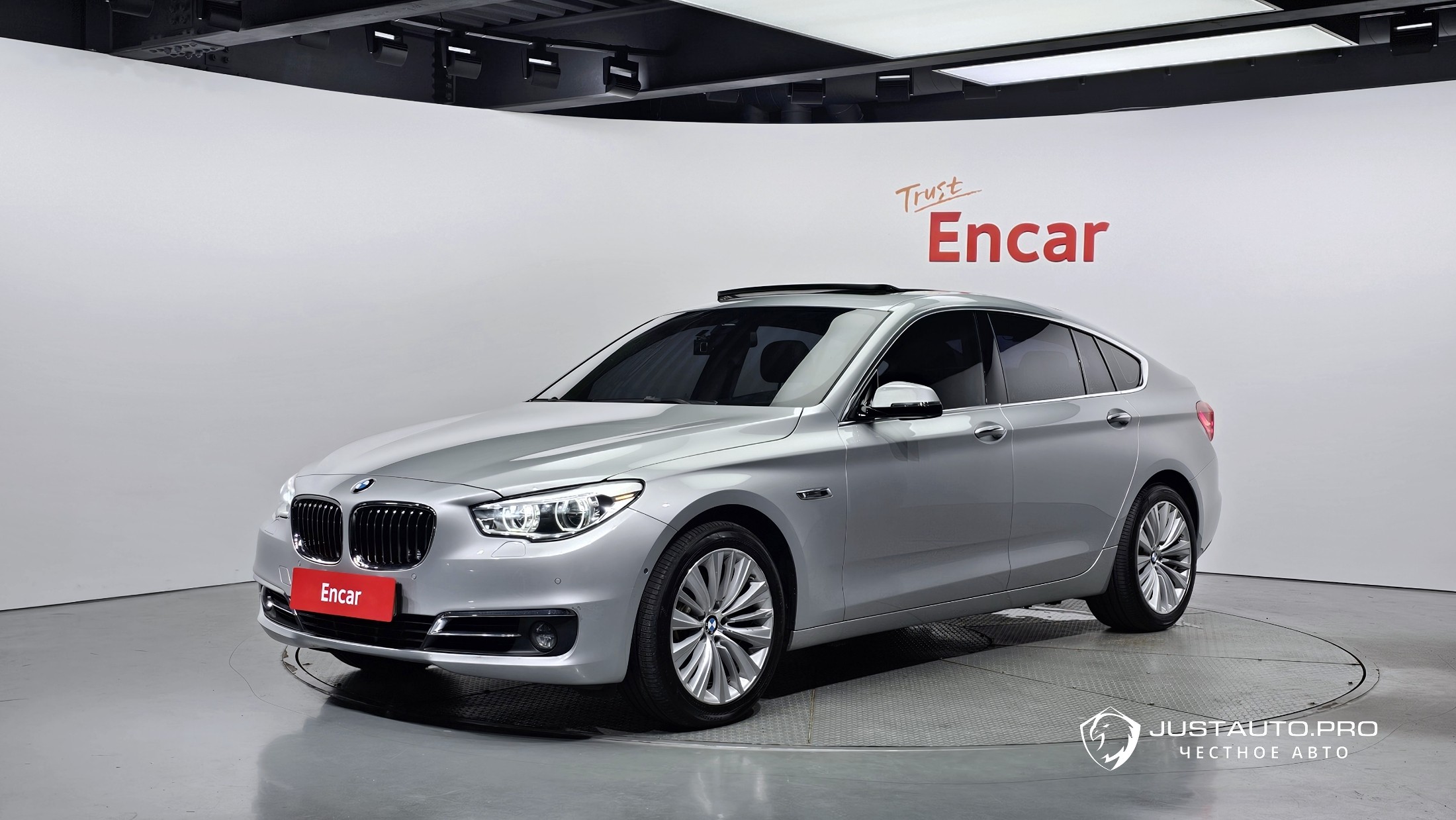 Автомобиль BMW Gran Turismo